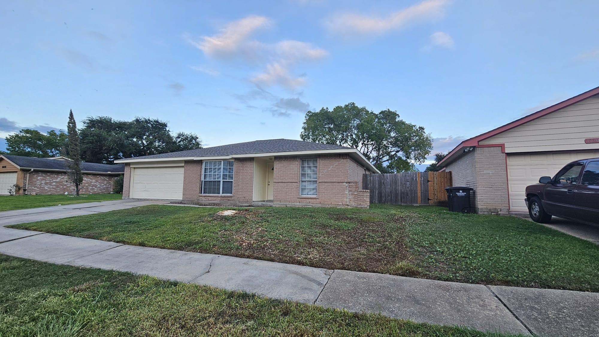 10303 Old Towne Lane Property Photo 3