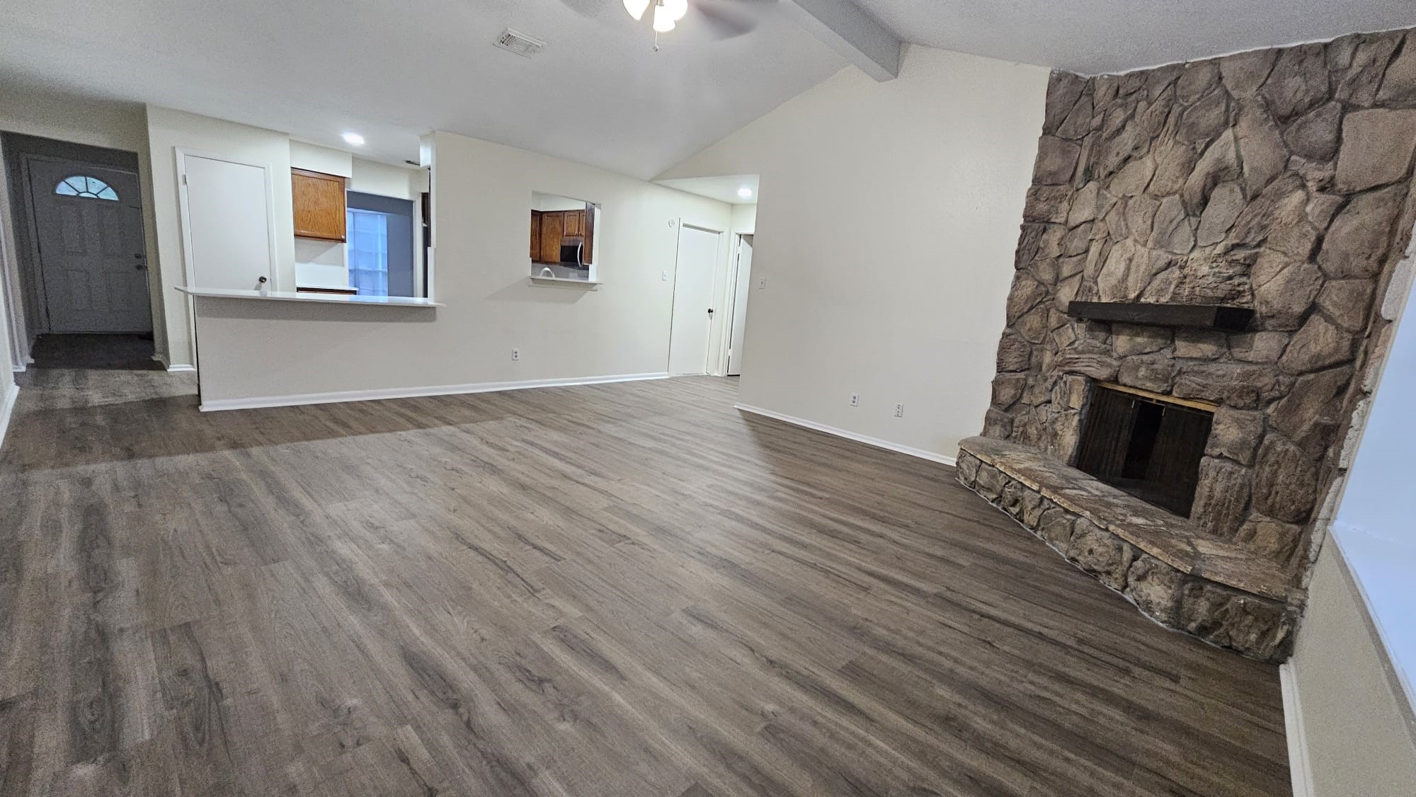 10303 Old Towne Lane Property Photo 4