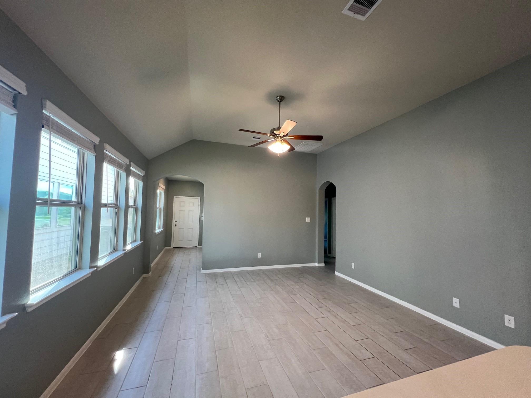 1131 Bluebonnet Trail, Bellville Tx 77418 Property Photo 3