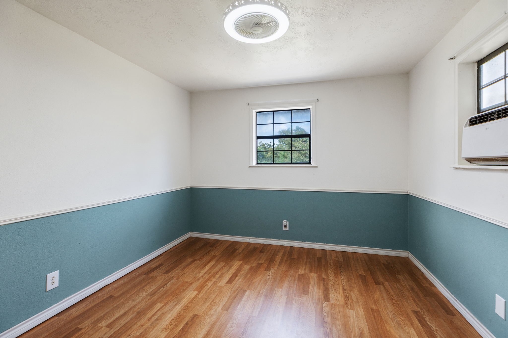 25752 Deer Trail Property Photo 31