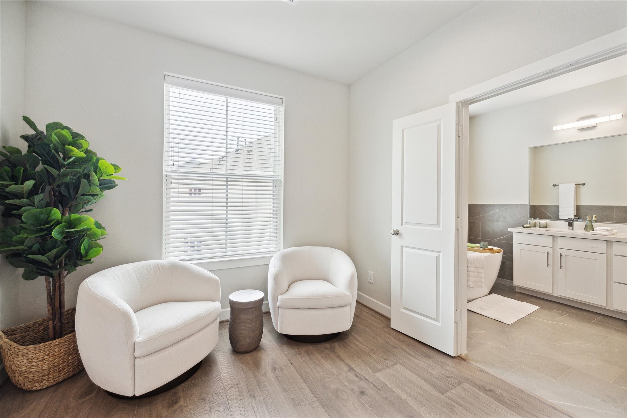 141 Eastwood Street Property Photo 17