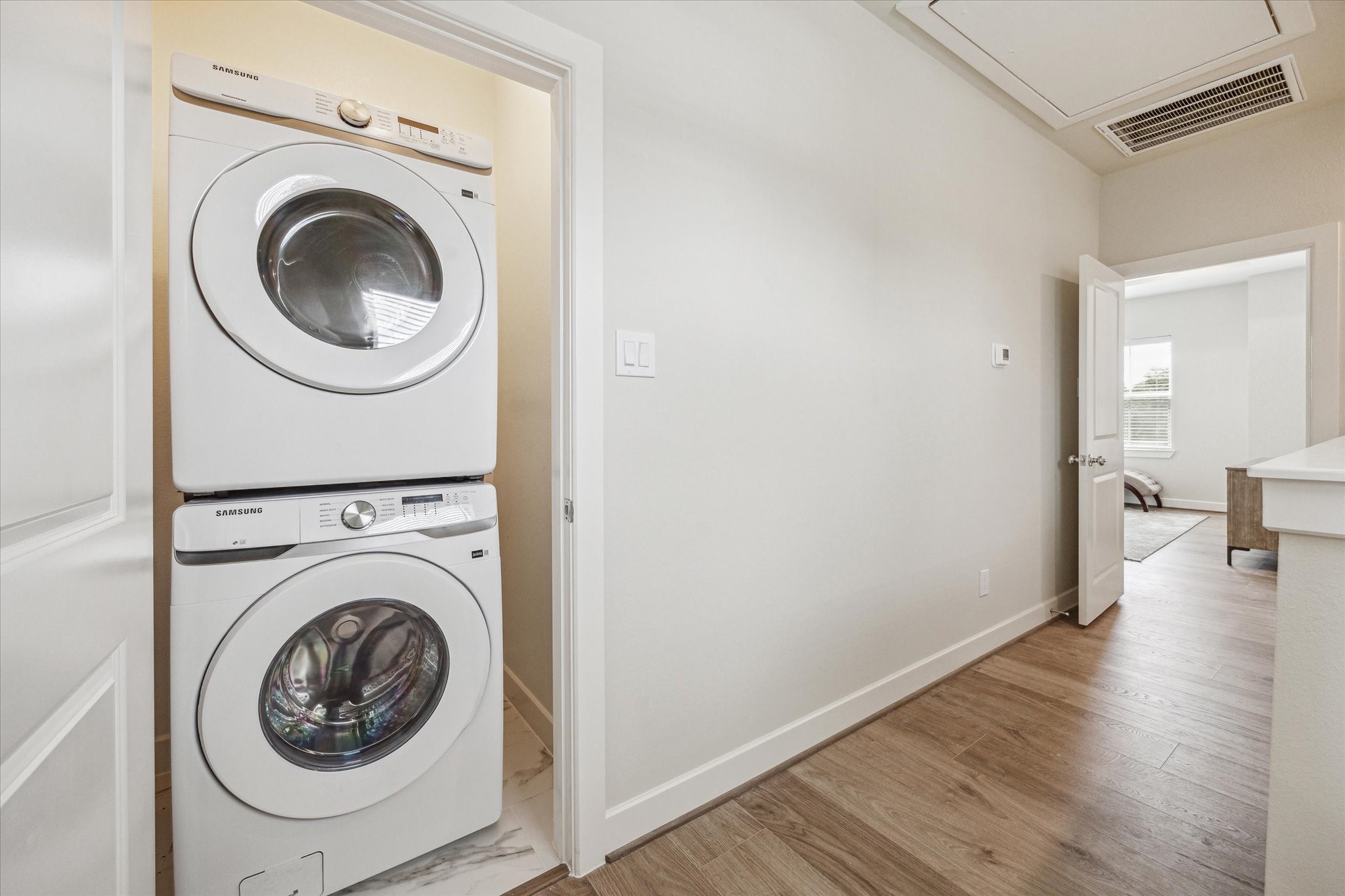 141 Eastwood Street Property Photo 25