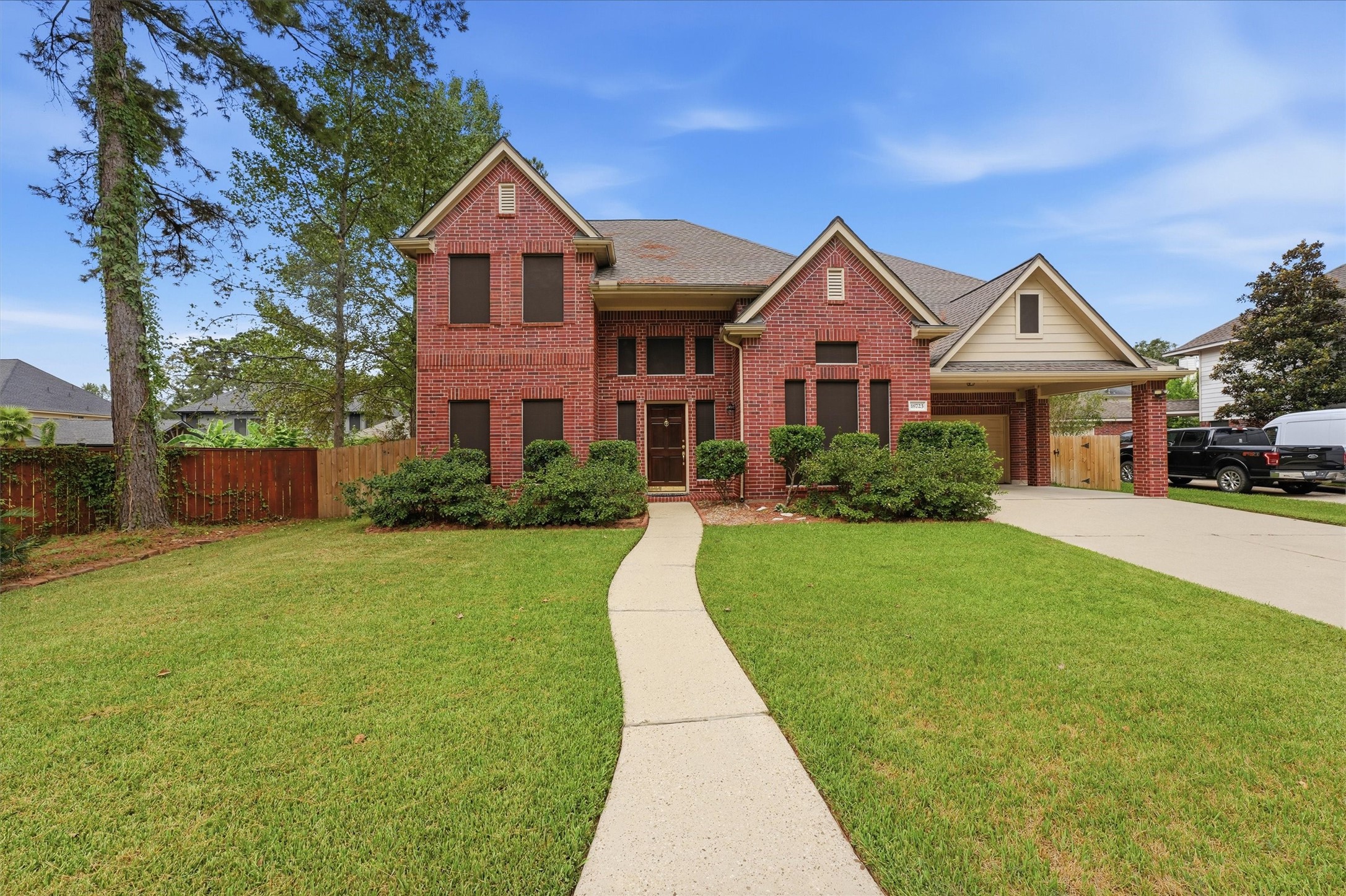 18723 Hickory Ashe Drive Property Photo 1