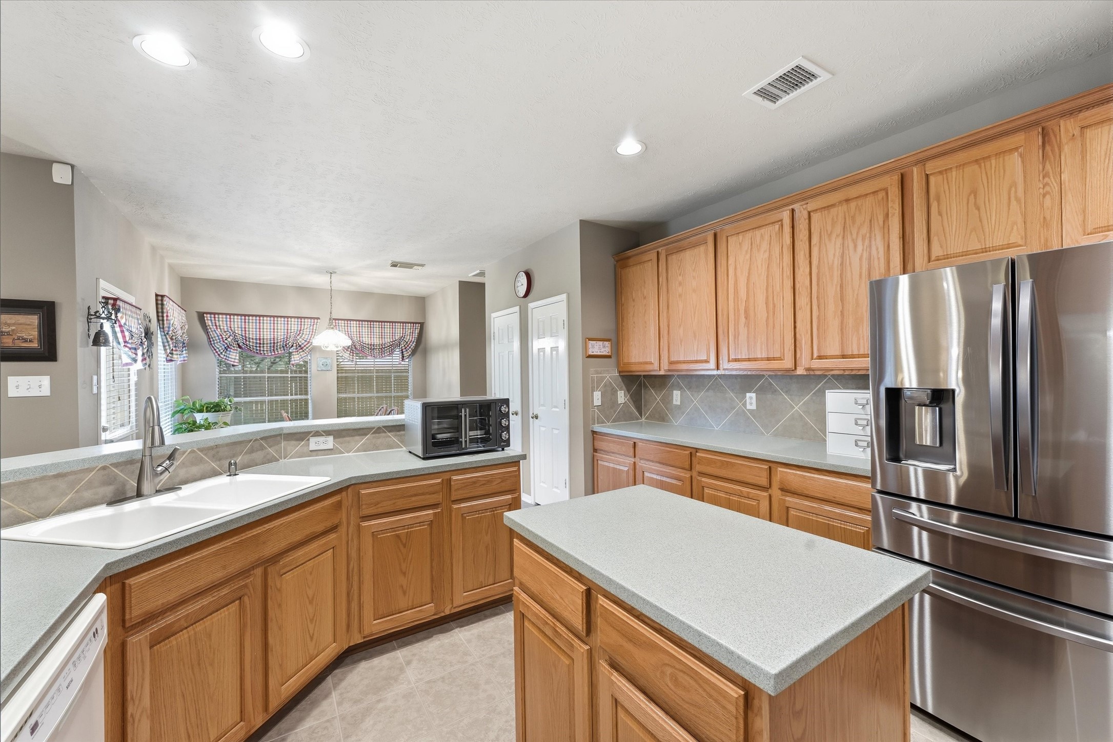 18723 Hickory Ashe Drive Property Photo 14