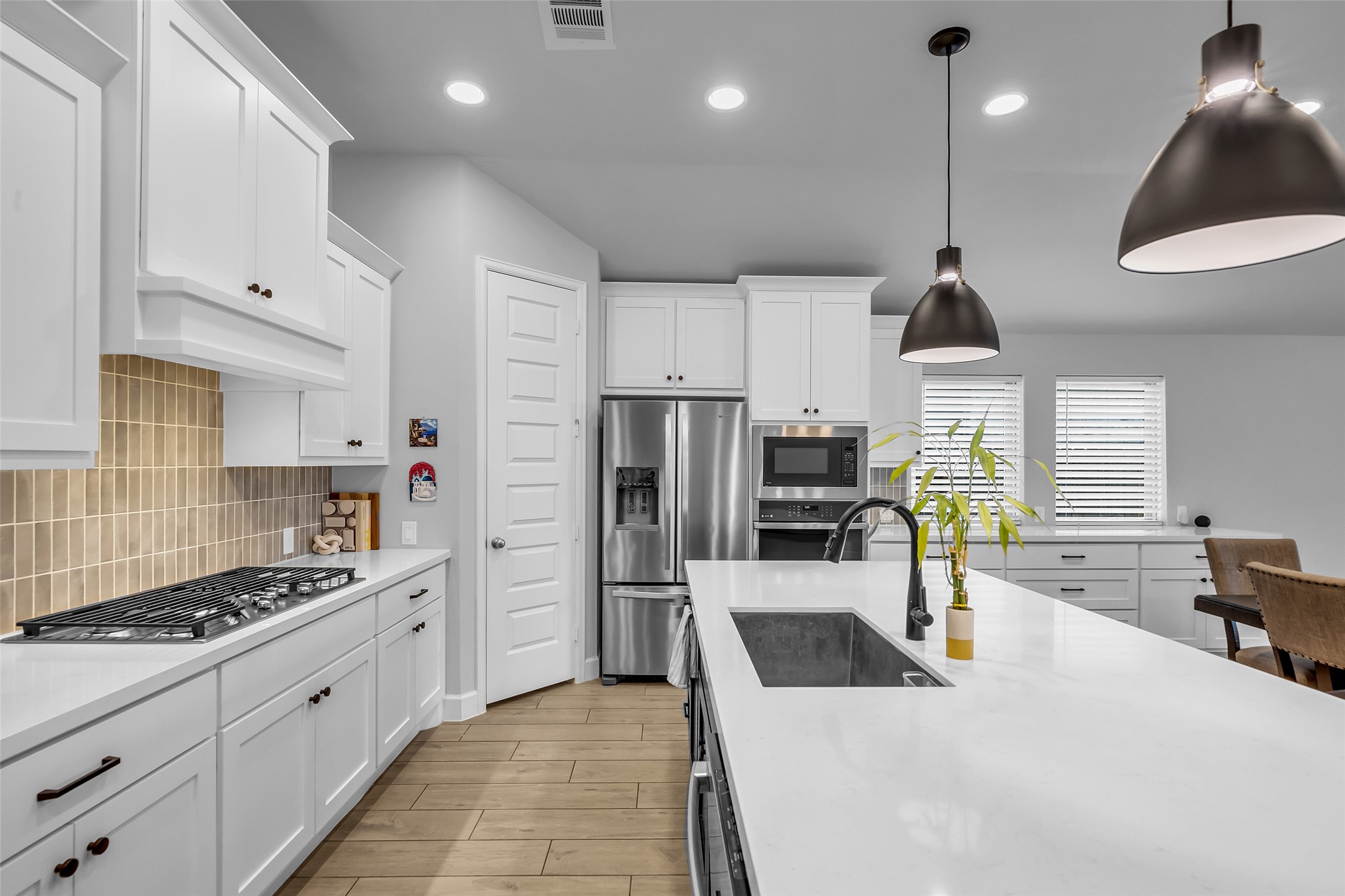 30047 Gold Finch Place Property Photo 12