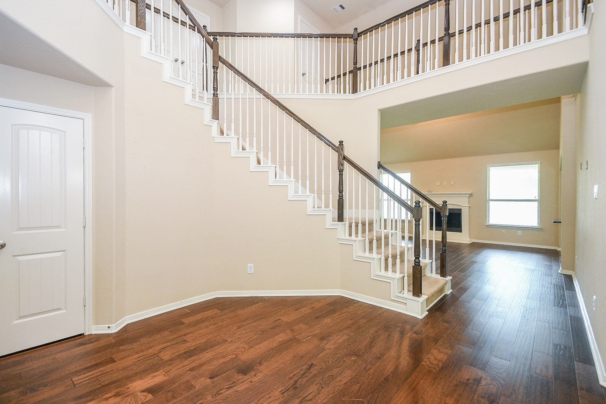 2619 Colony Haven Circle Property Photo 4