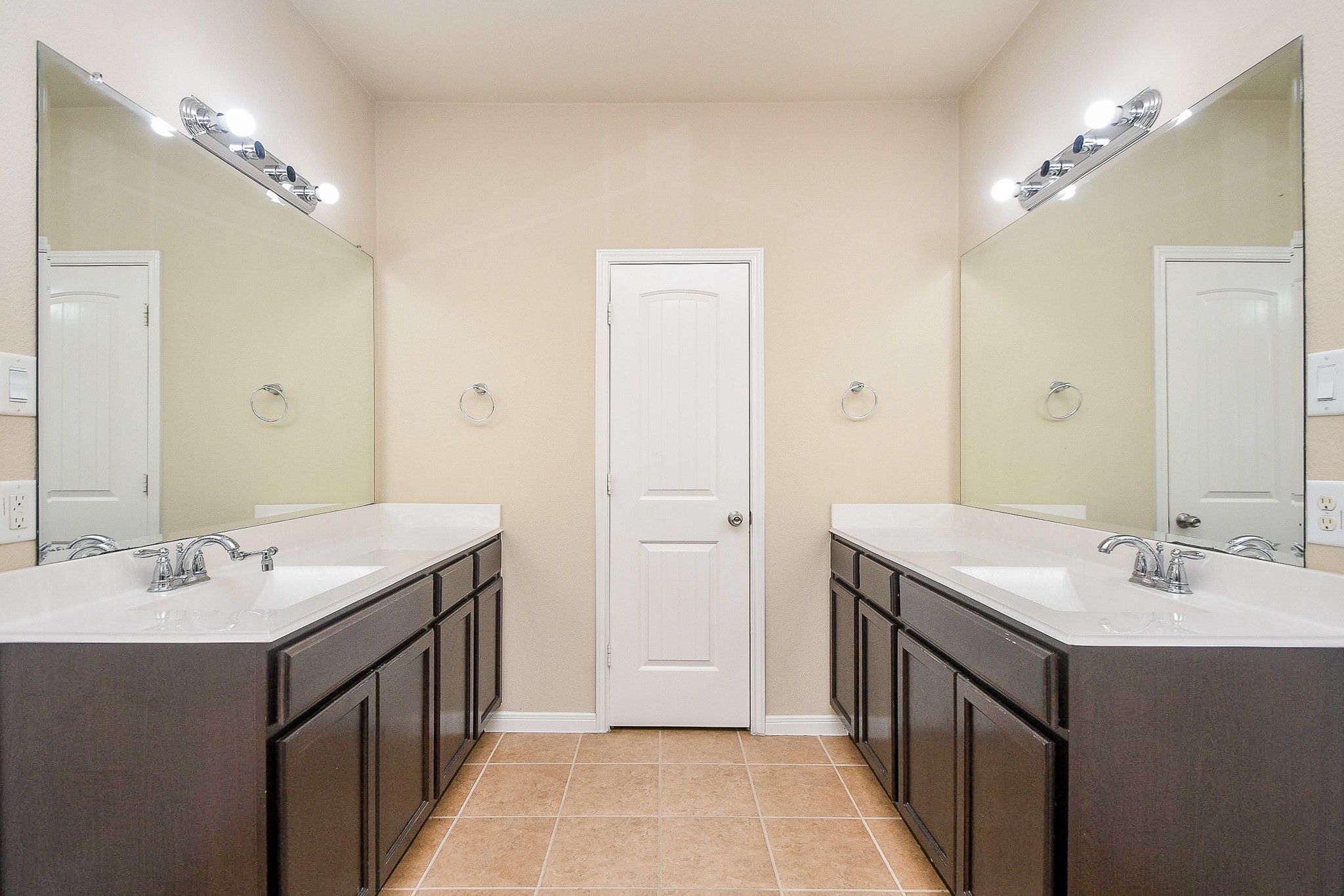 2619 Colony Haven Circle Property Photo 15