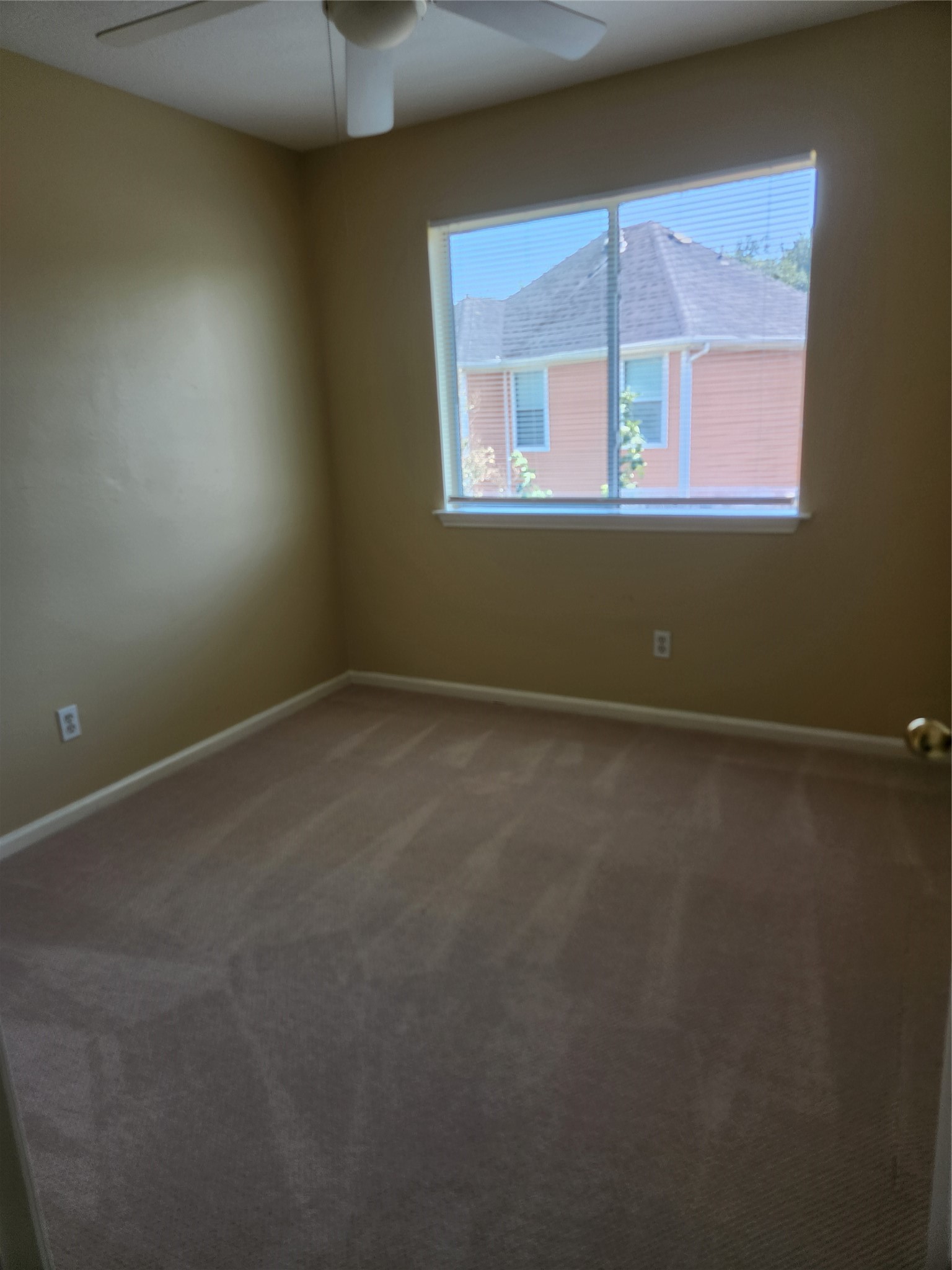 7631 Goudin Drive Property Photo 14