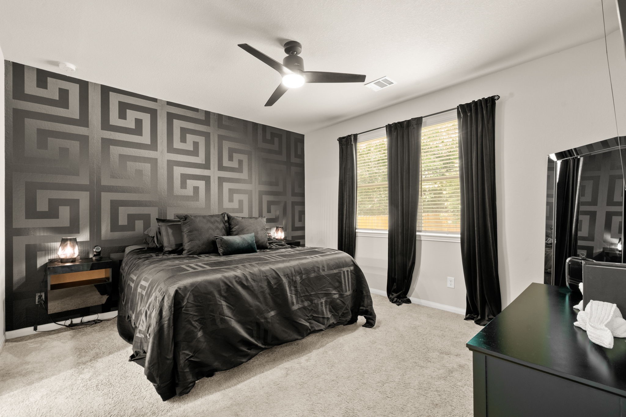 7067 Silverleaf Oak Street Property Photo 15
