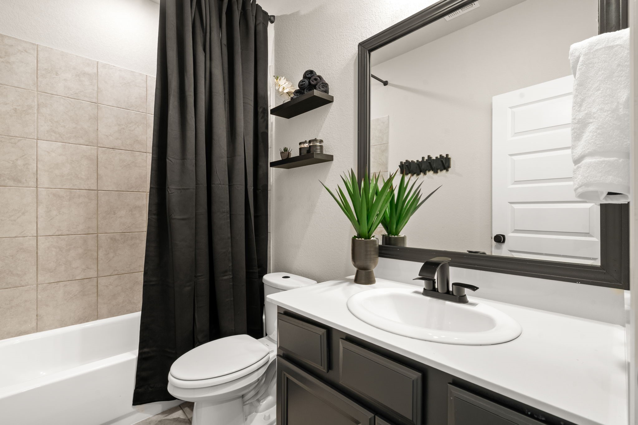7067 Silverleaf Oak Street Property Photo 21