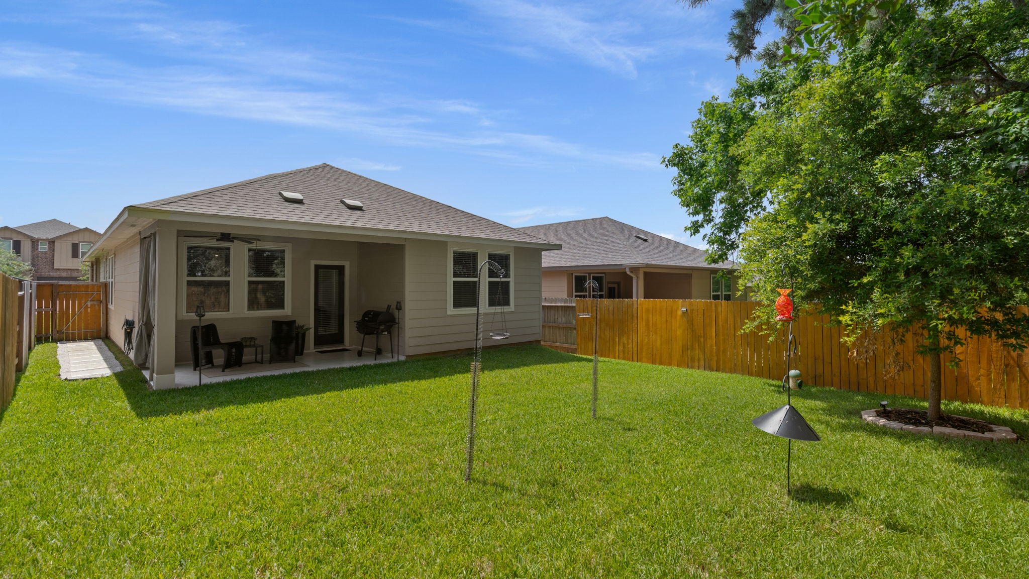 7067 Silverleaf Oak Street Property Photo 25