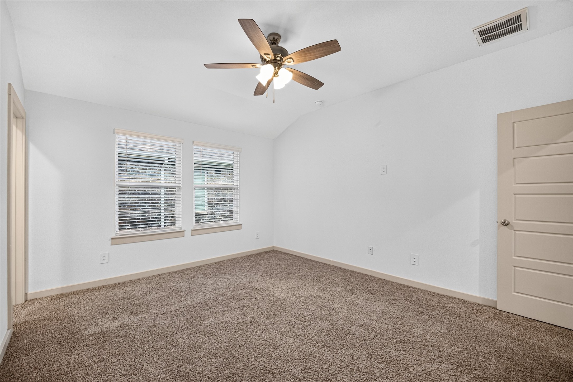 711 Boer Plains Drive Property Photo 22