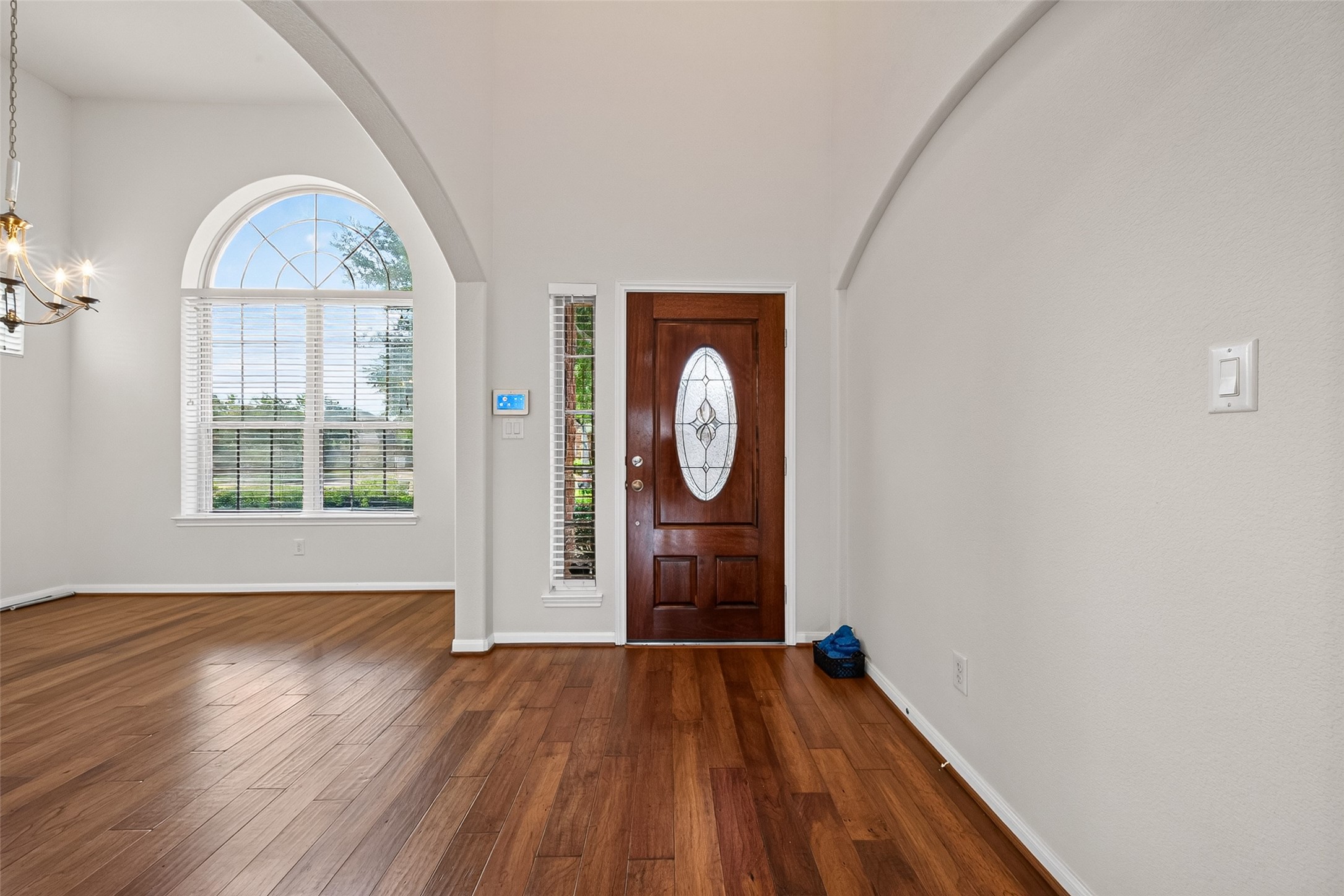 7102 Baitland Drive Property Photo 3