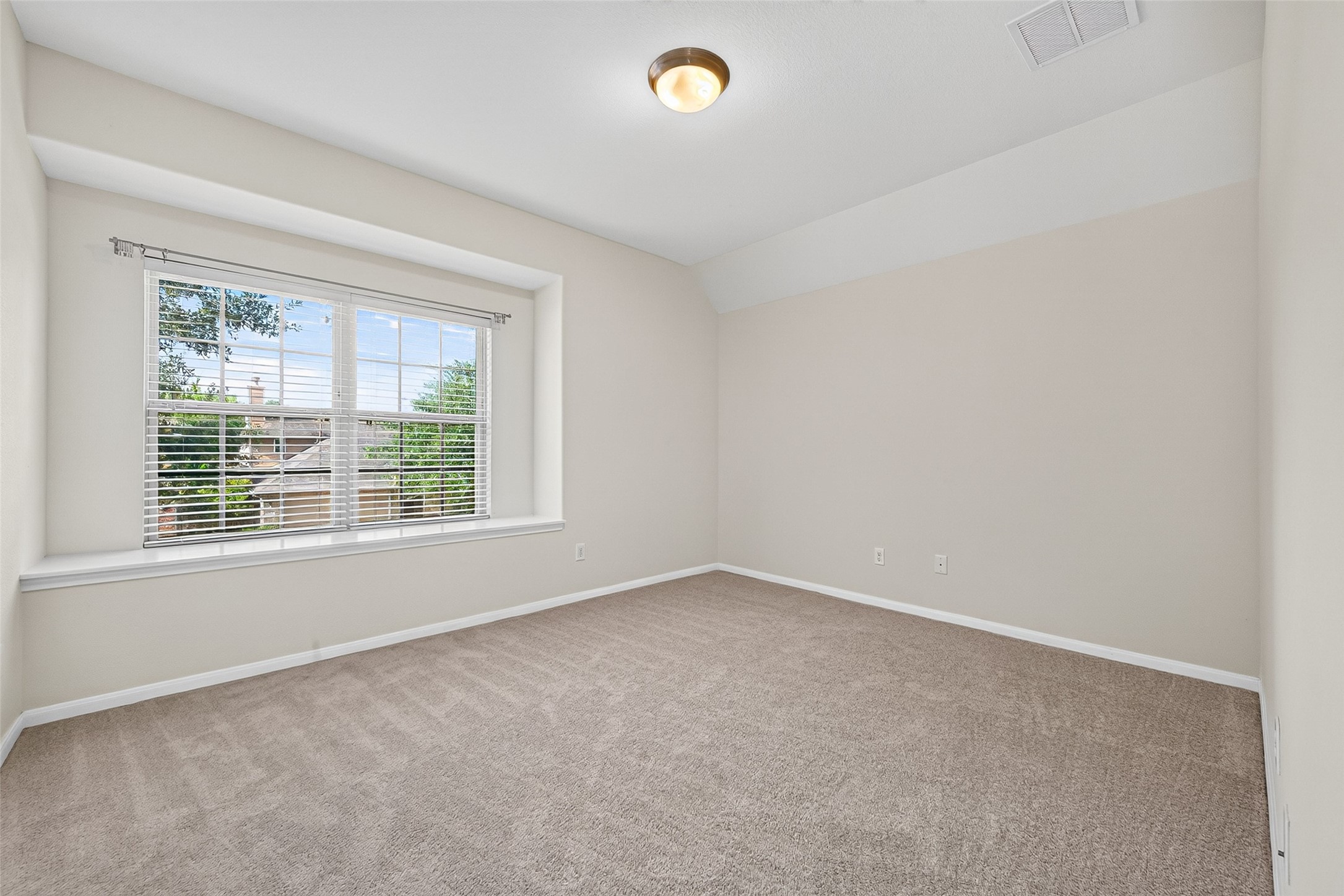 7102 Baitland Drive Property Photo 21