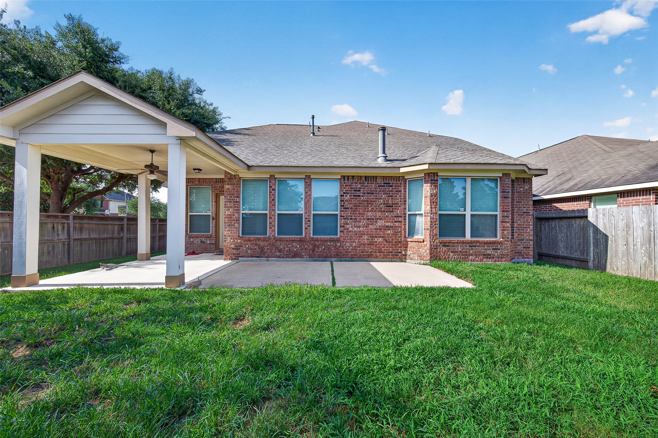 7102 Baitland Drive Property Photo 33