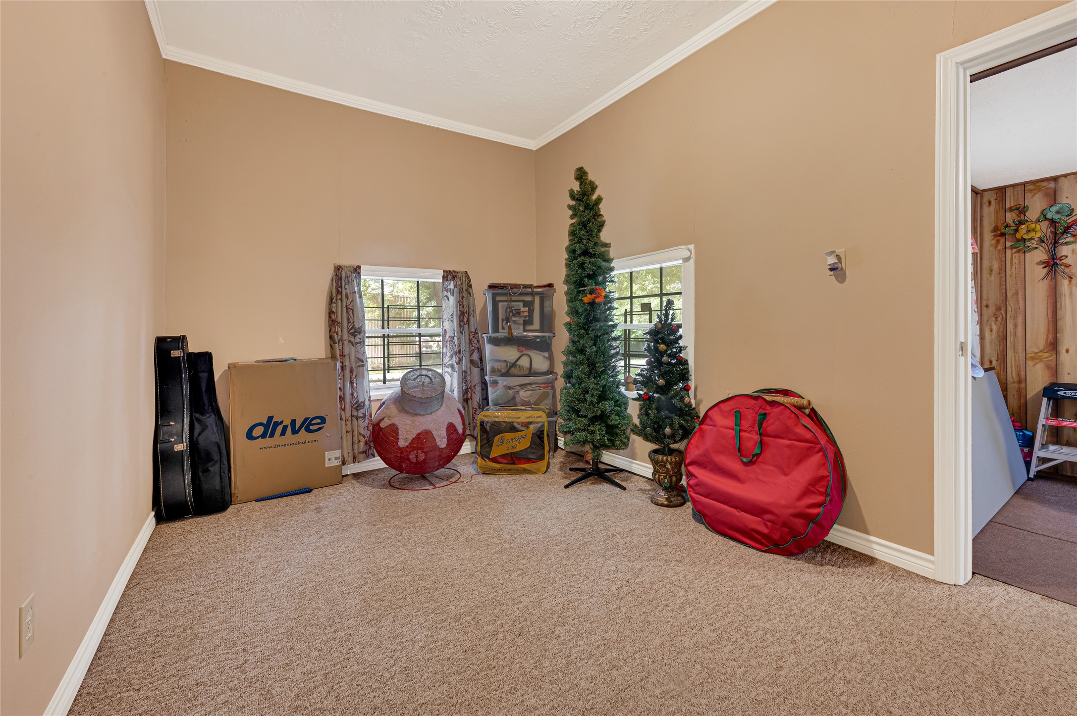 230 Lenox Street Property Photo 12