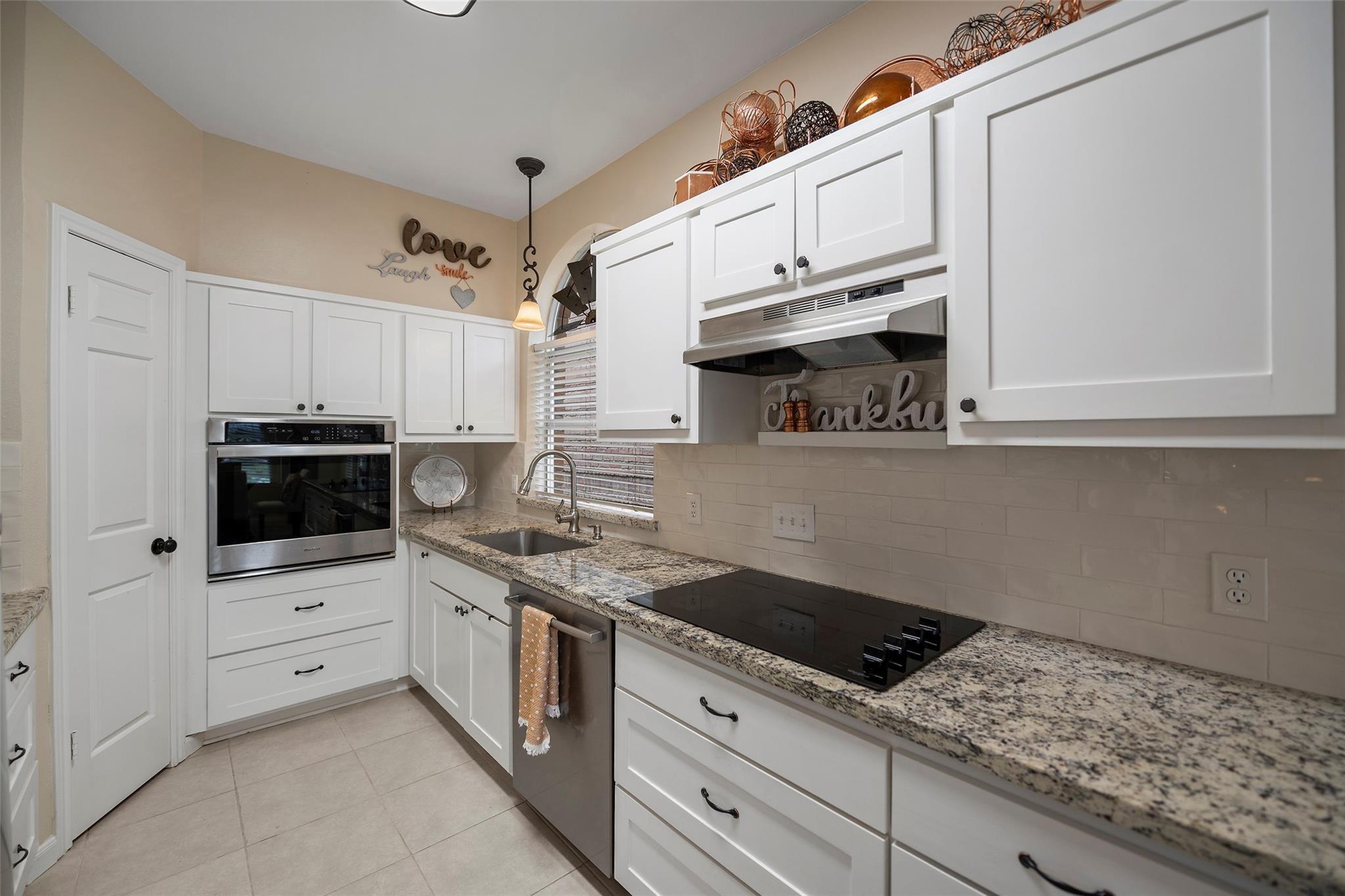 5515 Strack Road 120 Property Photo 6