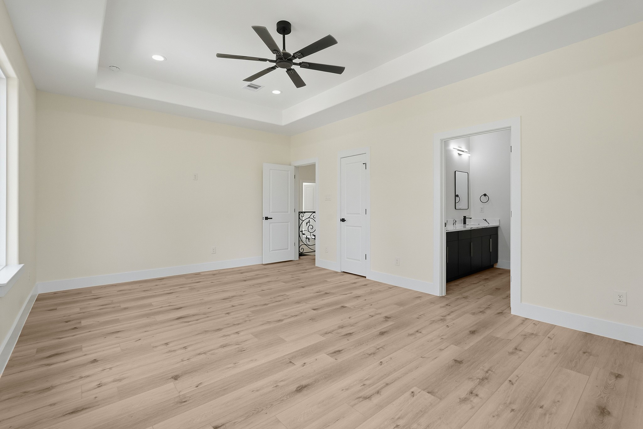 16654 Laurelwood Drive Property Photo 26