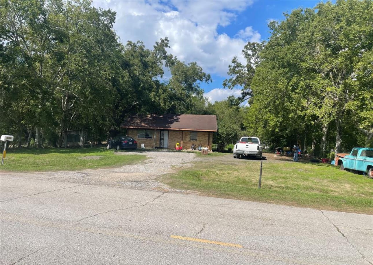 14127 Fm 2759 Road Property Photo 1