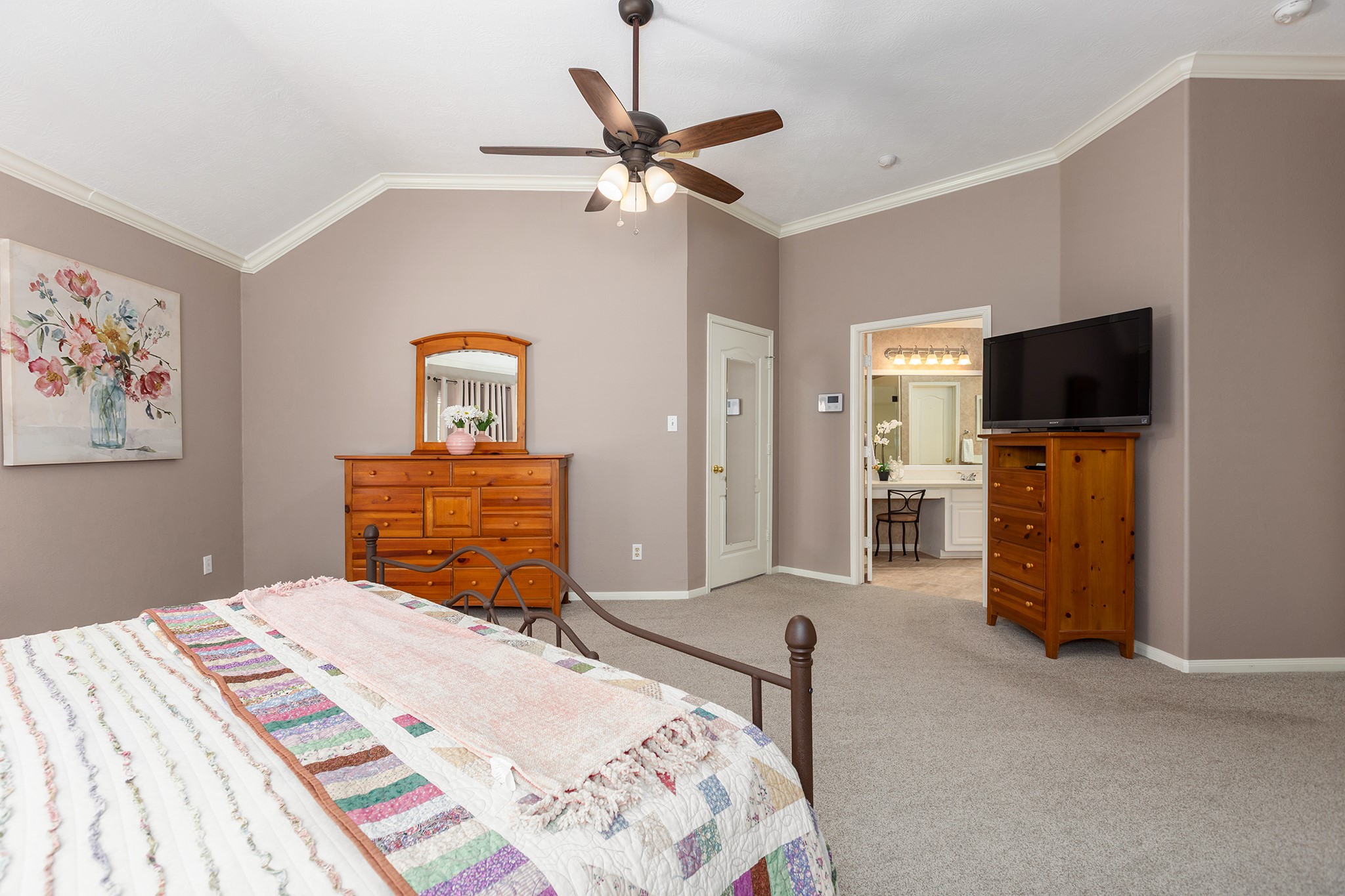 11819 Regency Forest Drive Property Photo 24
