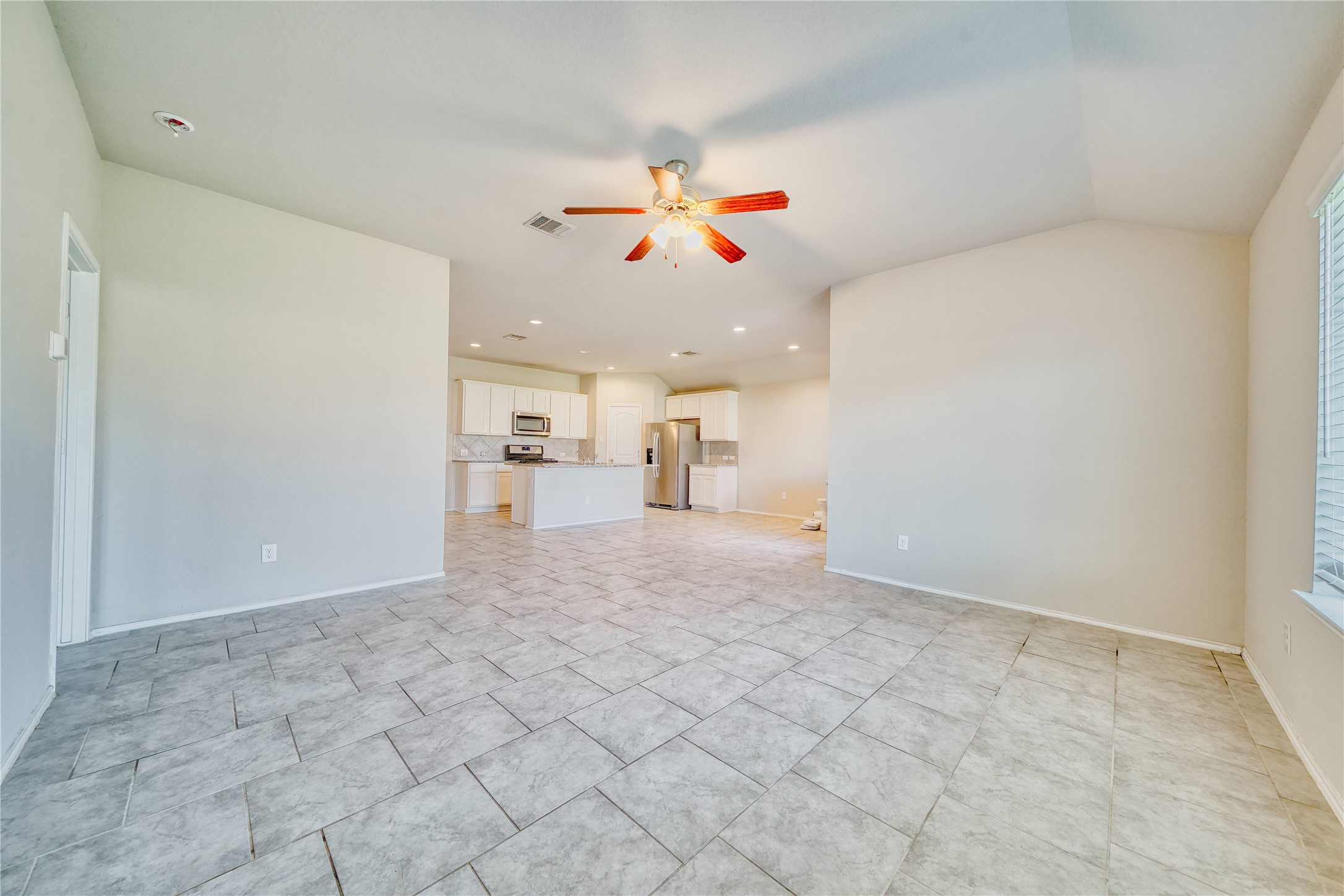 15226 Dinnet Berm Drive Property Photo 23