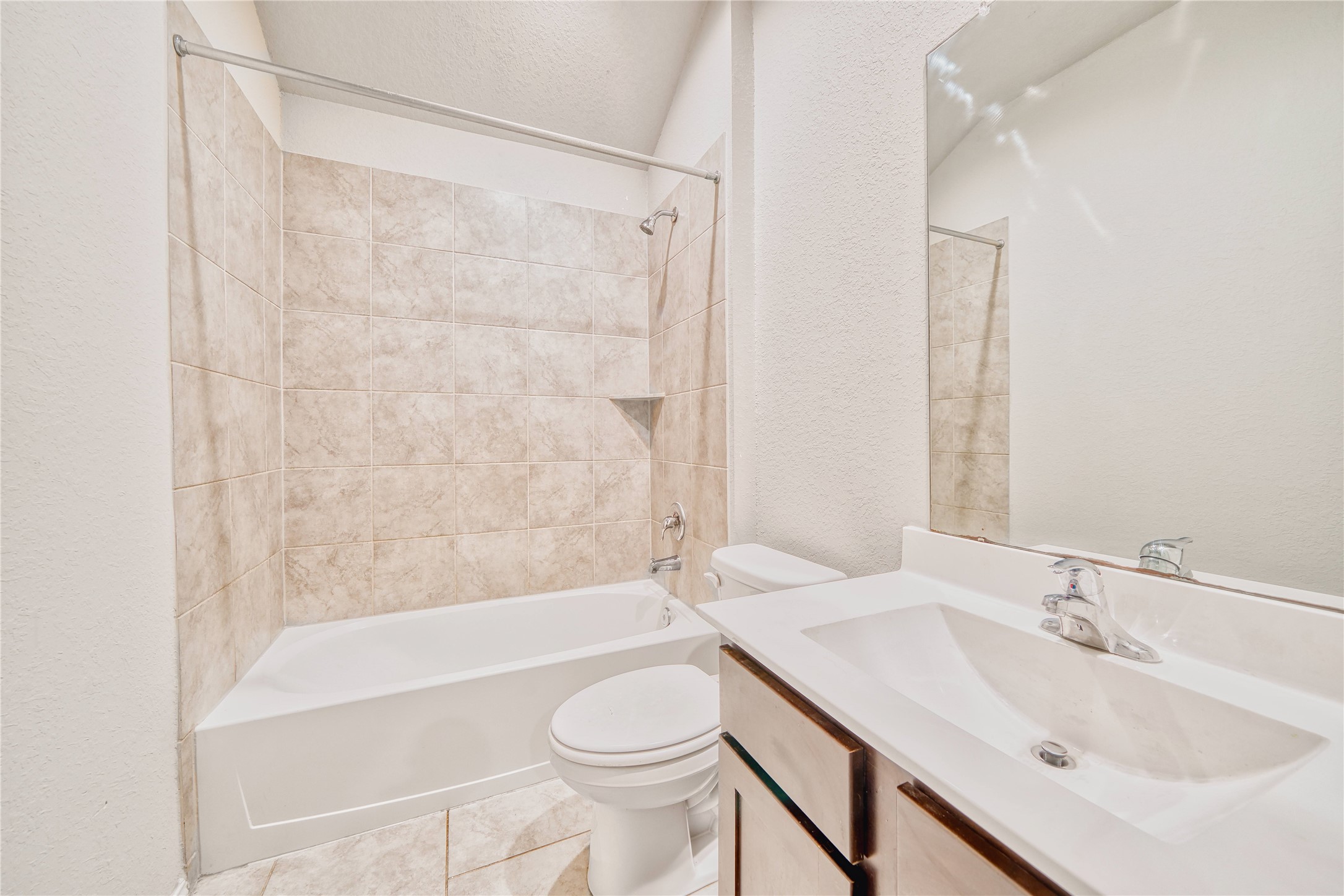 15226 Dinnet Berm Drive Property Photo 25