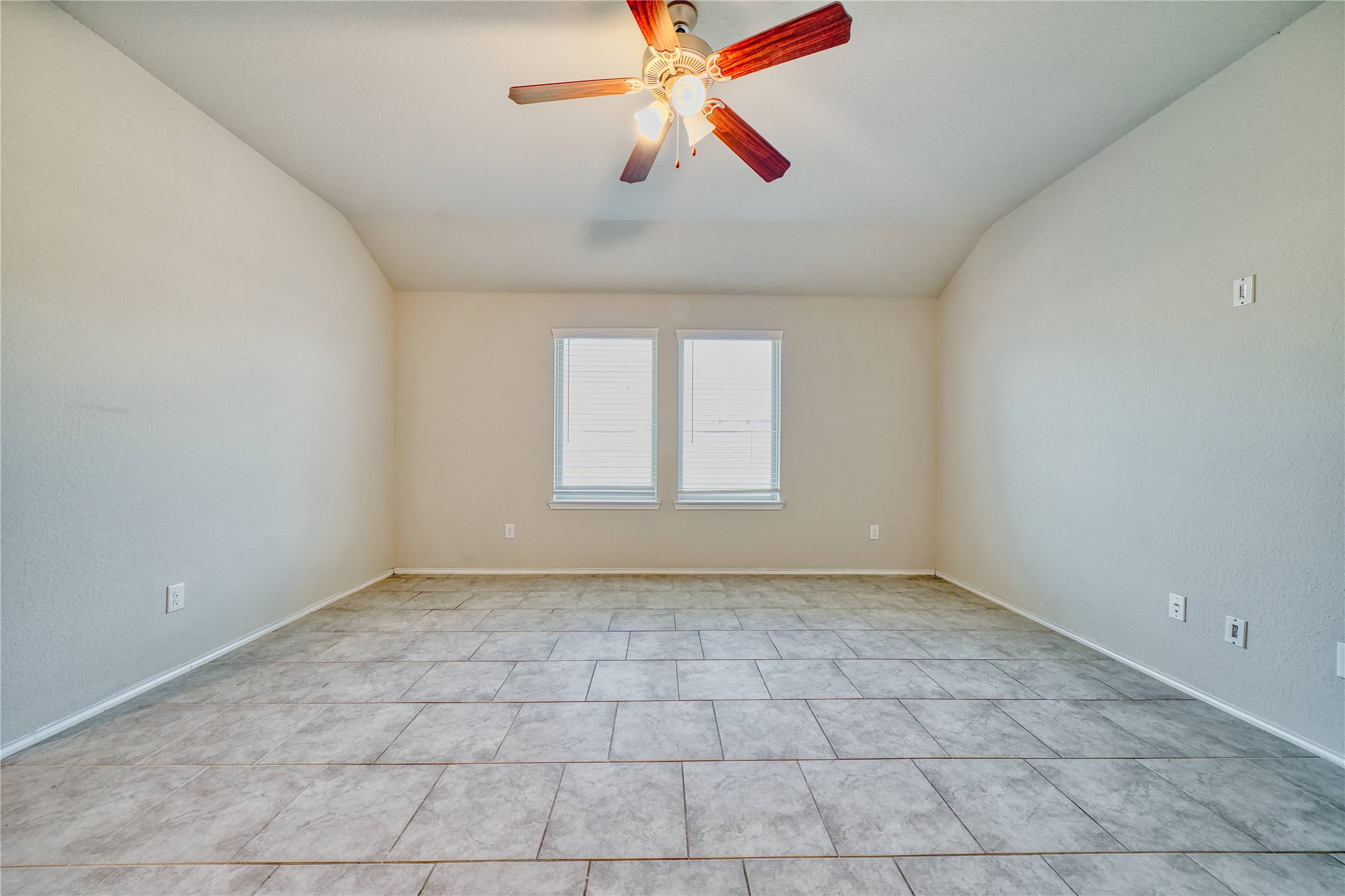 15226 Dinnet Berm Drive Property Photo 27