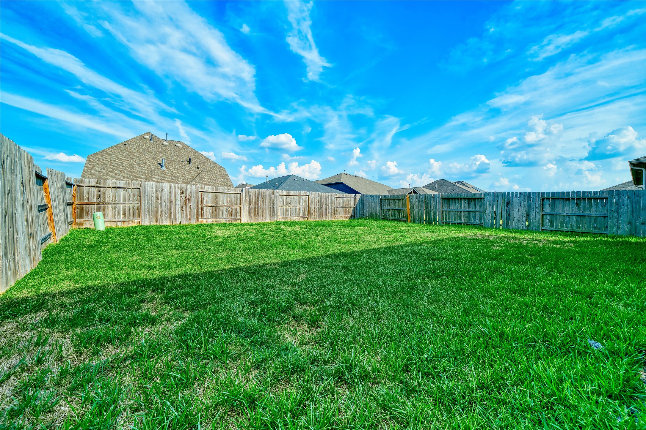 15226 Dinnet Berm Drive Property Photo 30