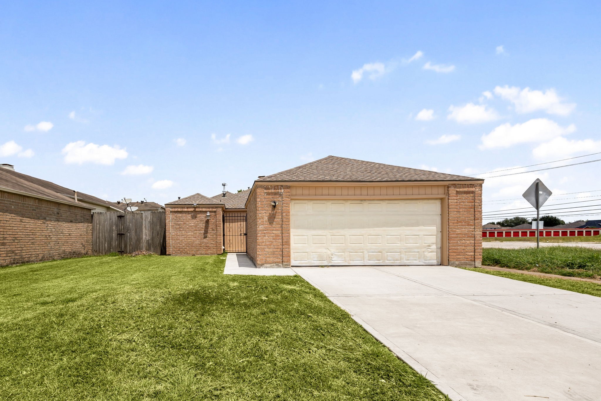 13206 Sharpbill Drive Property Photo 6