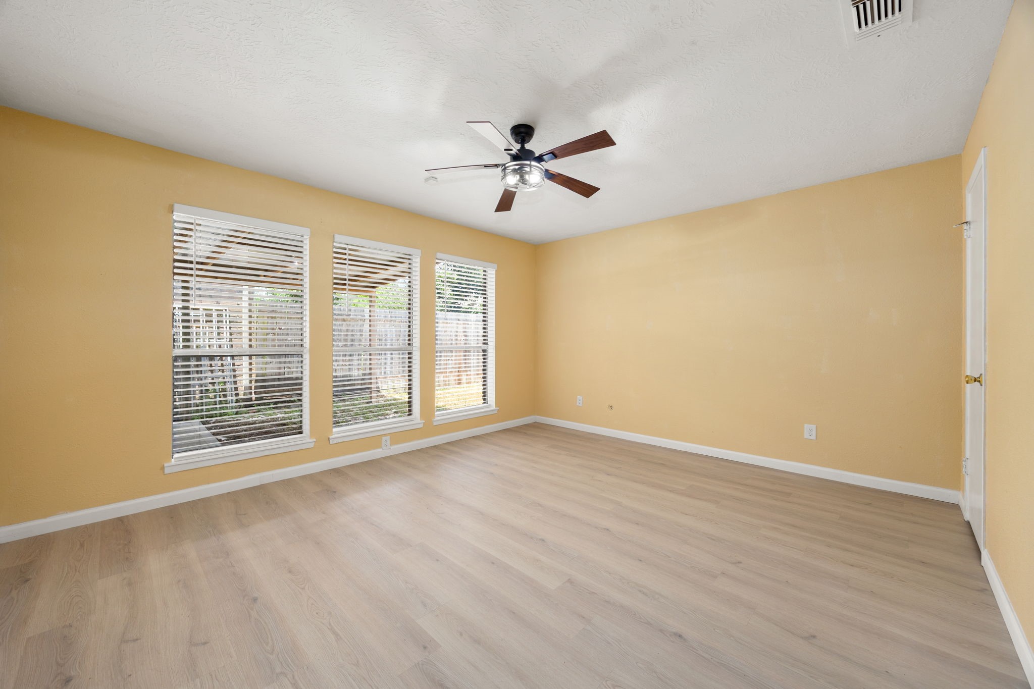 13206 Sharpbill Drive Property Photo 22