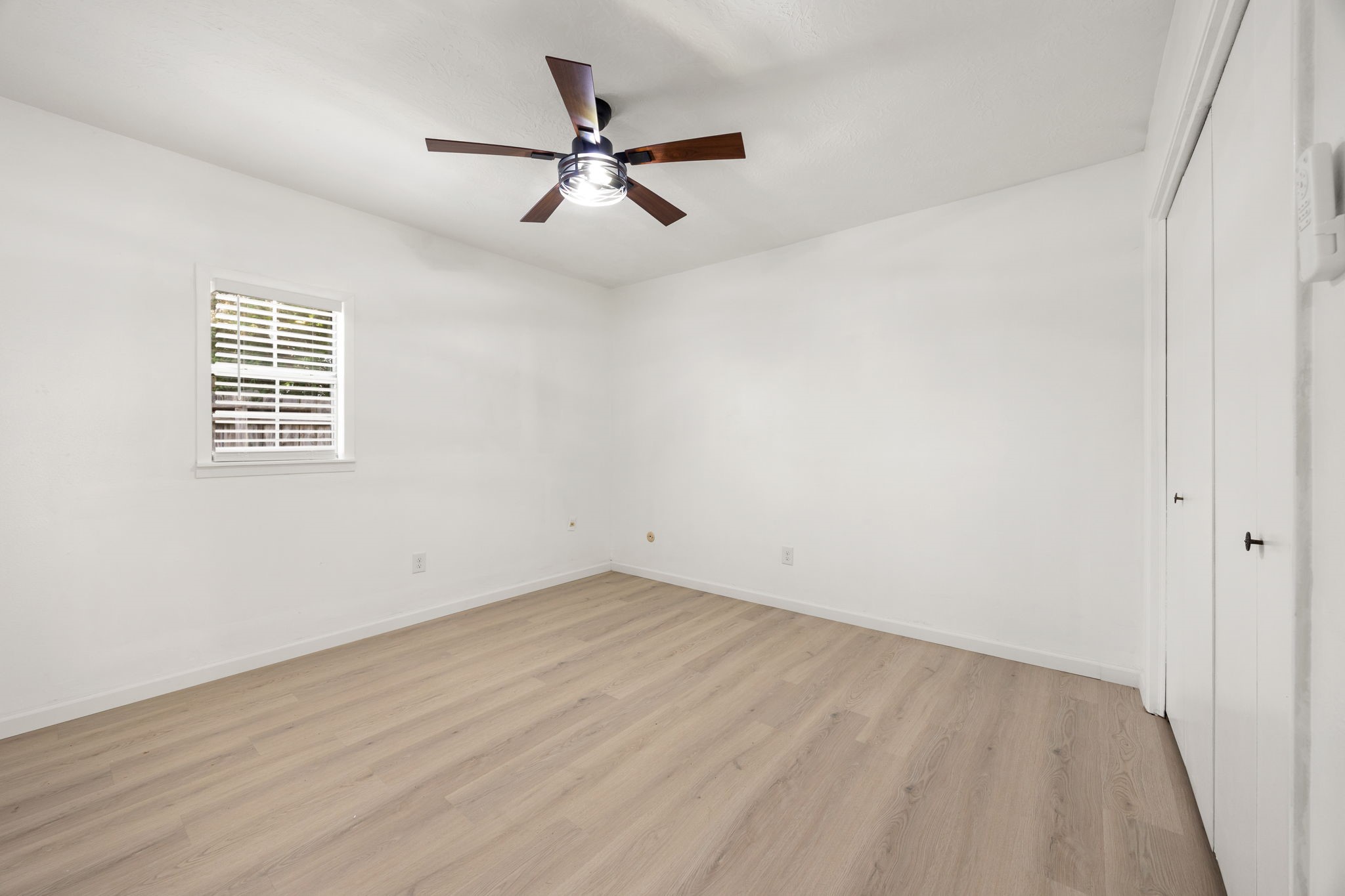 13206 Sharpbill Drive Property Photo 27