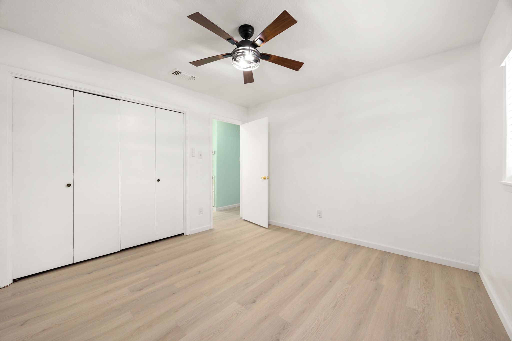 13206 Sharpbill Drive Property Photo 28