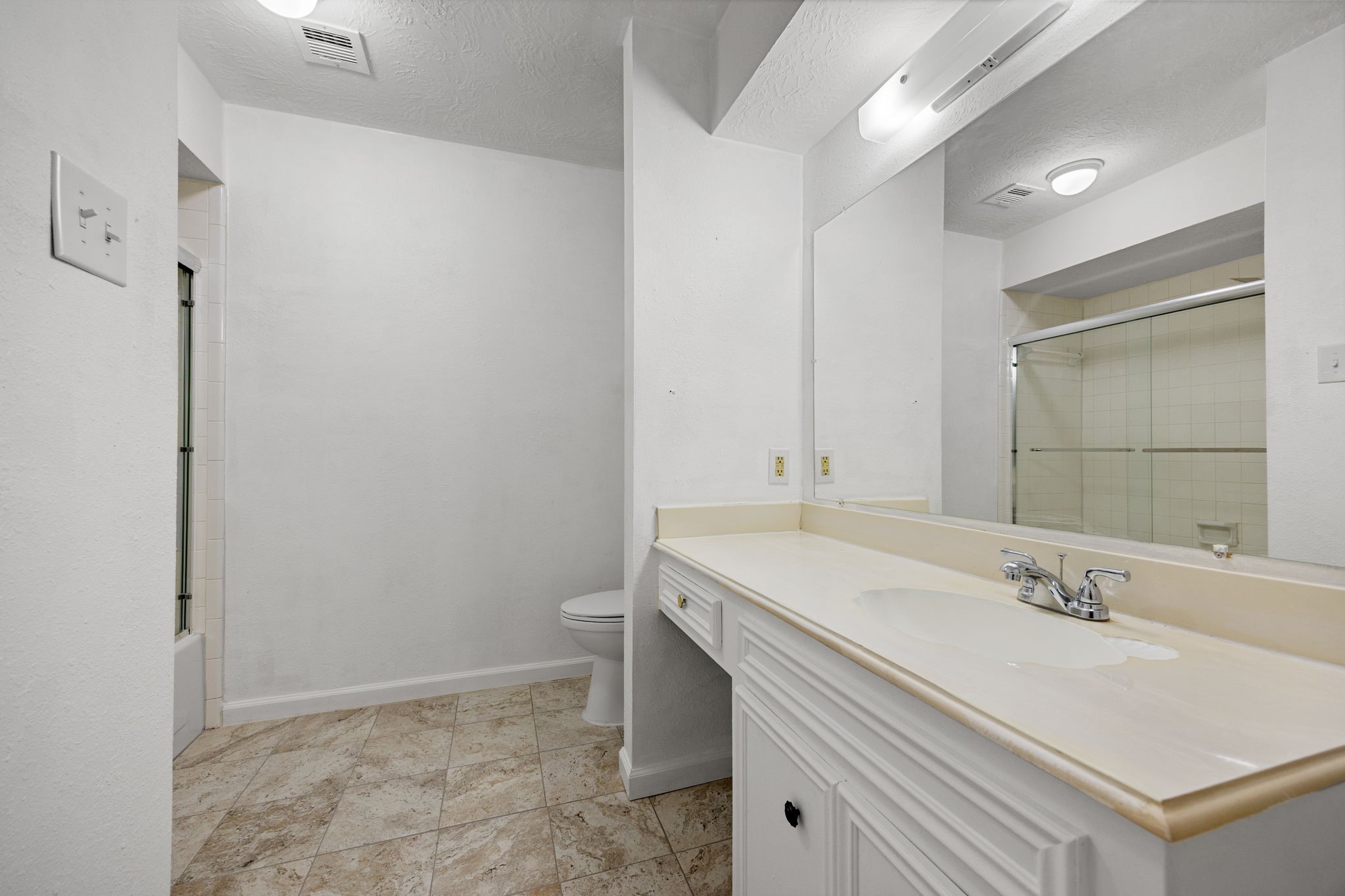 13206 Sharpbill Drive Property Photo 29