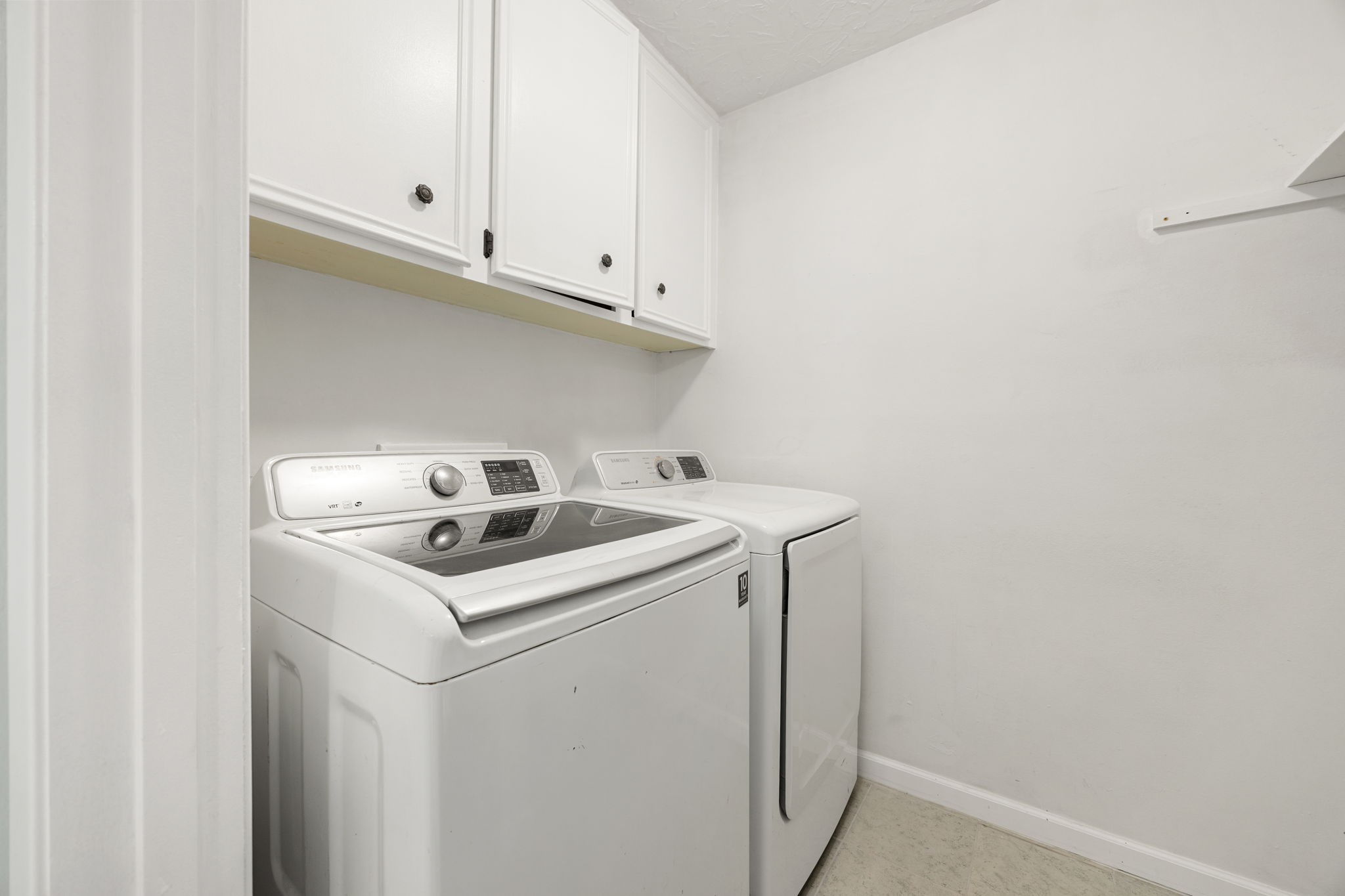 13206 Sharpbill Drive Property Photo 32