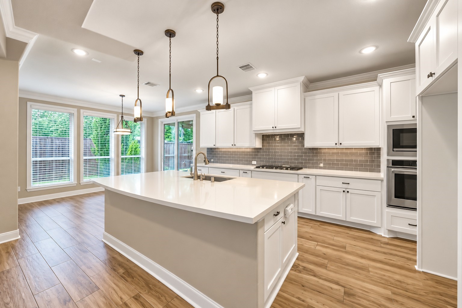 10402 Lake Palmetto Drive Property Photo 13