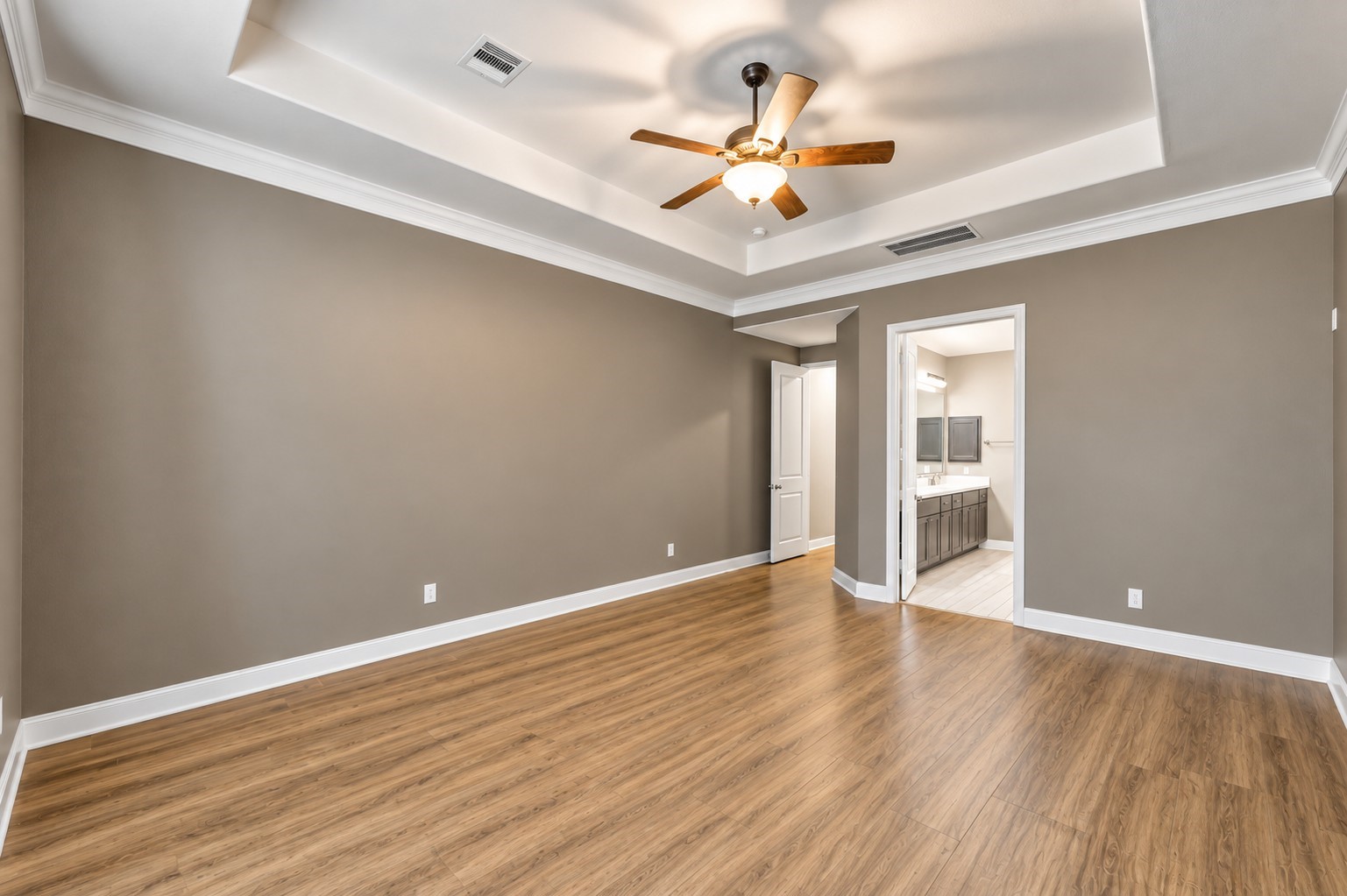 10402 Lake Palmetto Drive Property Photo 19