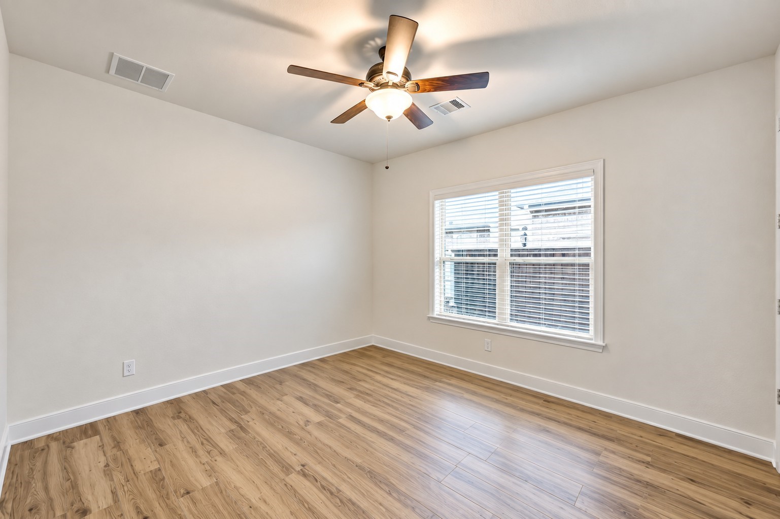10402 Lake Palmetto Drive Property Photo 24