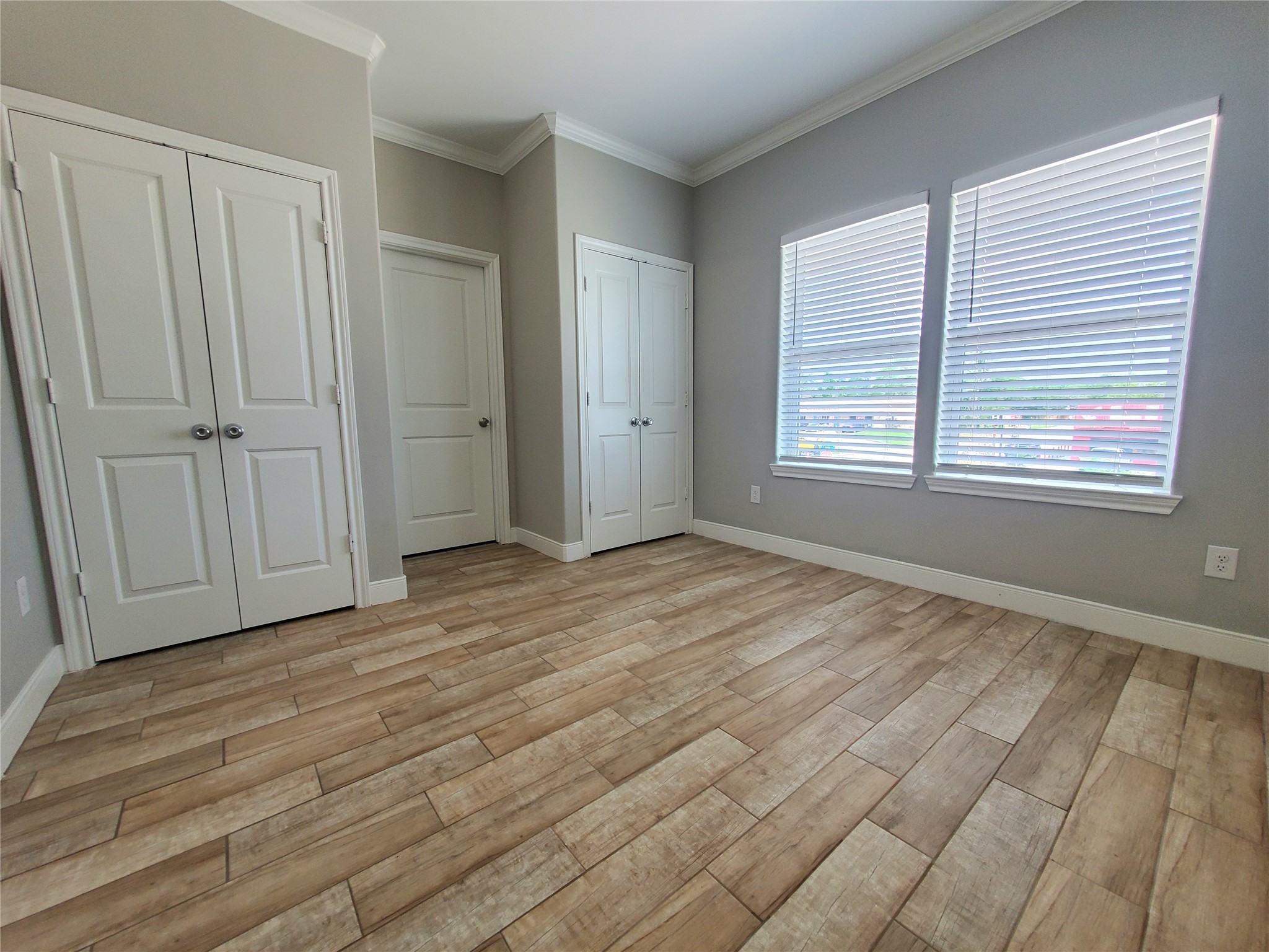 501 E Davis Street A Property Photo 15
