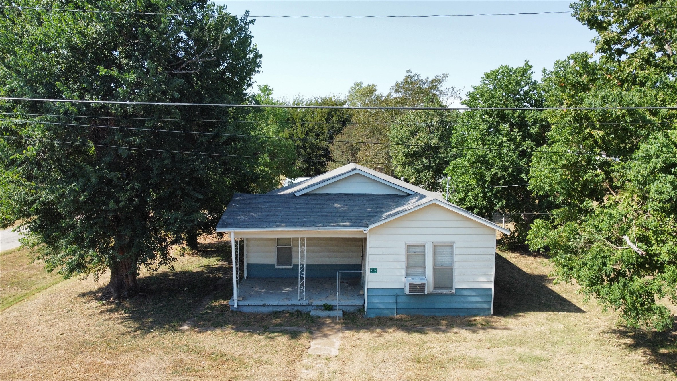 805 Caldwell Street Property Photo 2