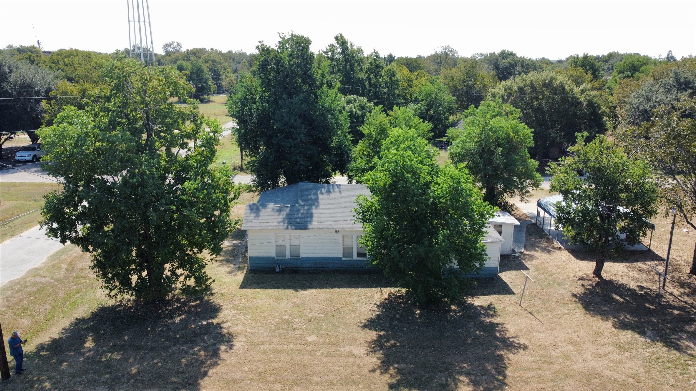 805 Caldwell Street Property Photo 5
