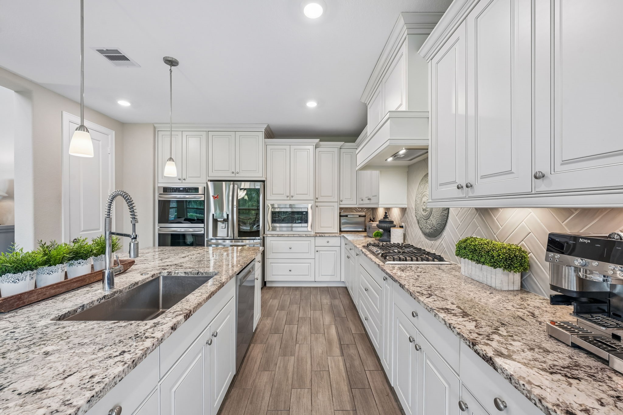 16810 Harbor Falls Drive Property Photo 19