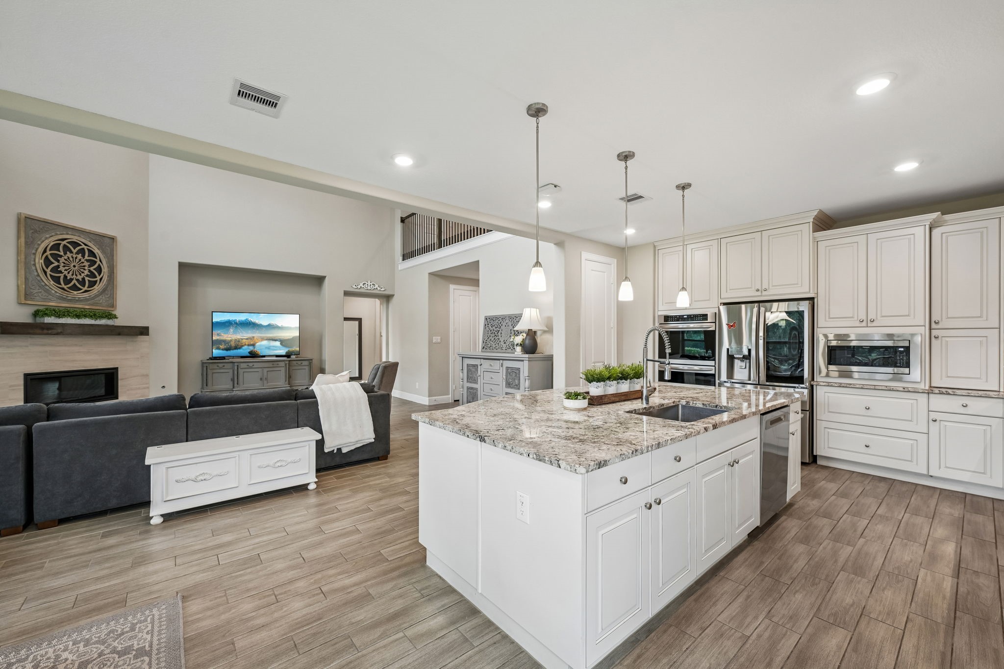 16810 Harbor Falls Drive Property Photo 22