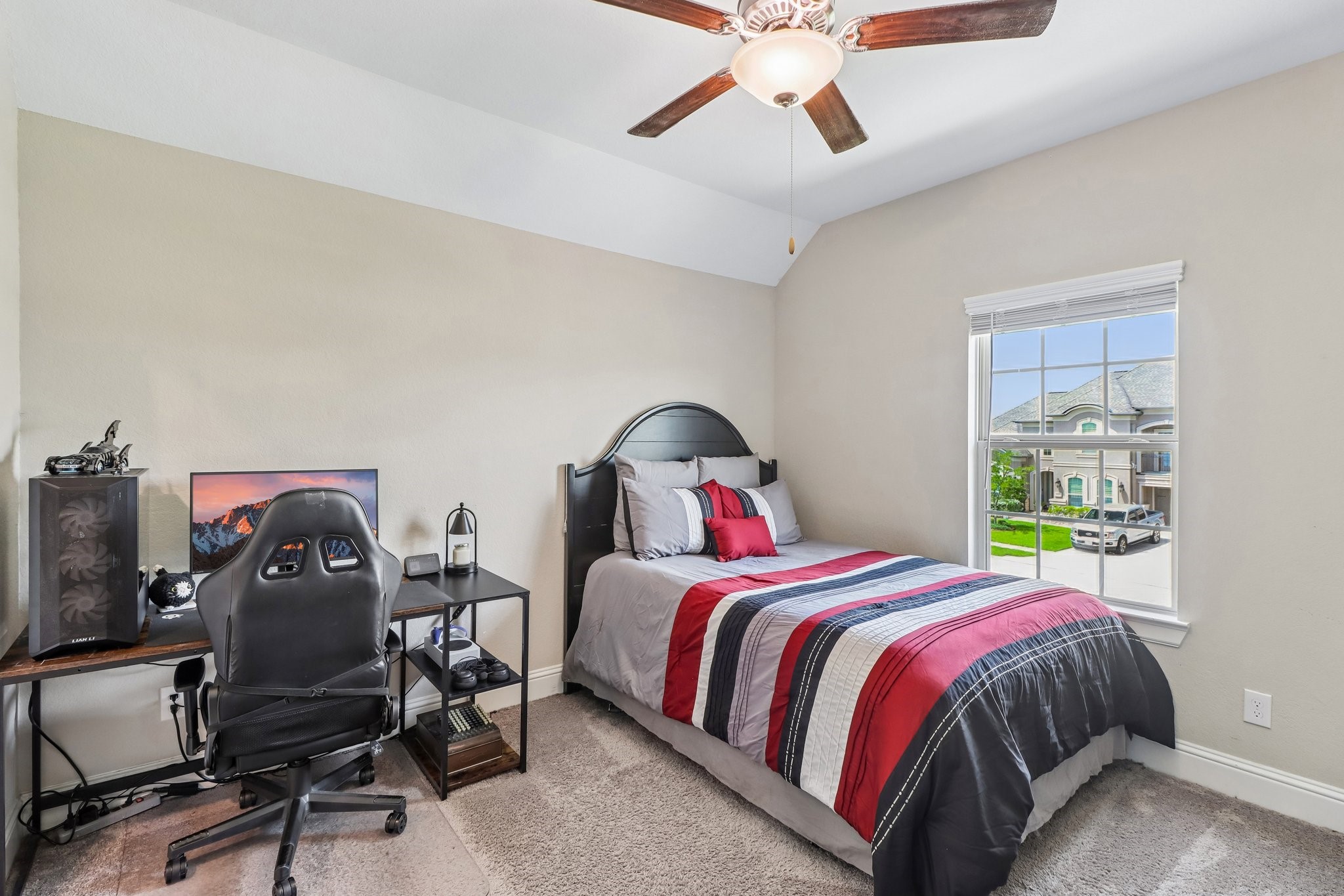 16810 Harbor Falls Drive Property Photo 35