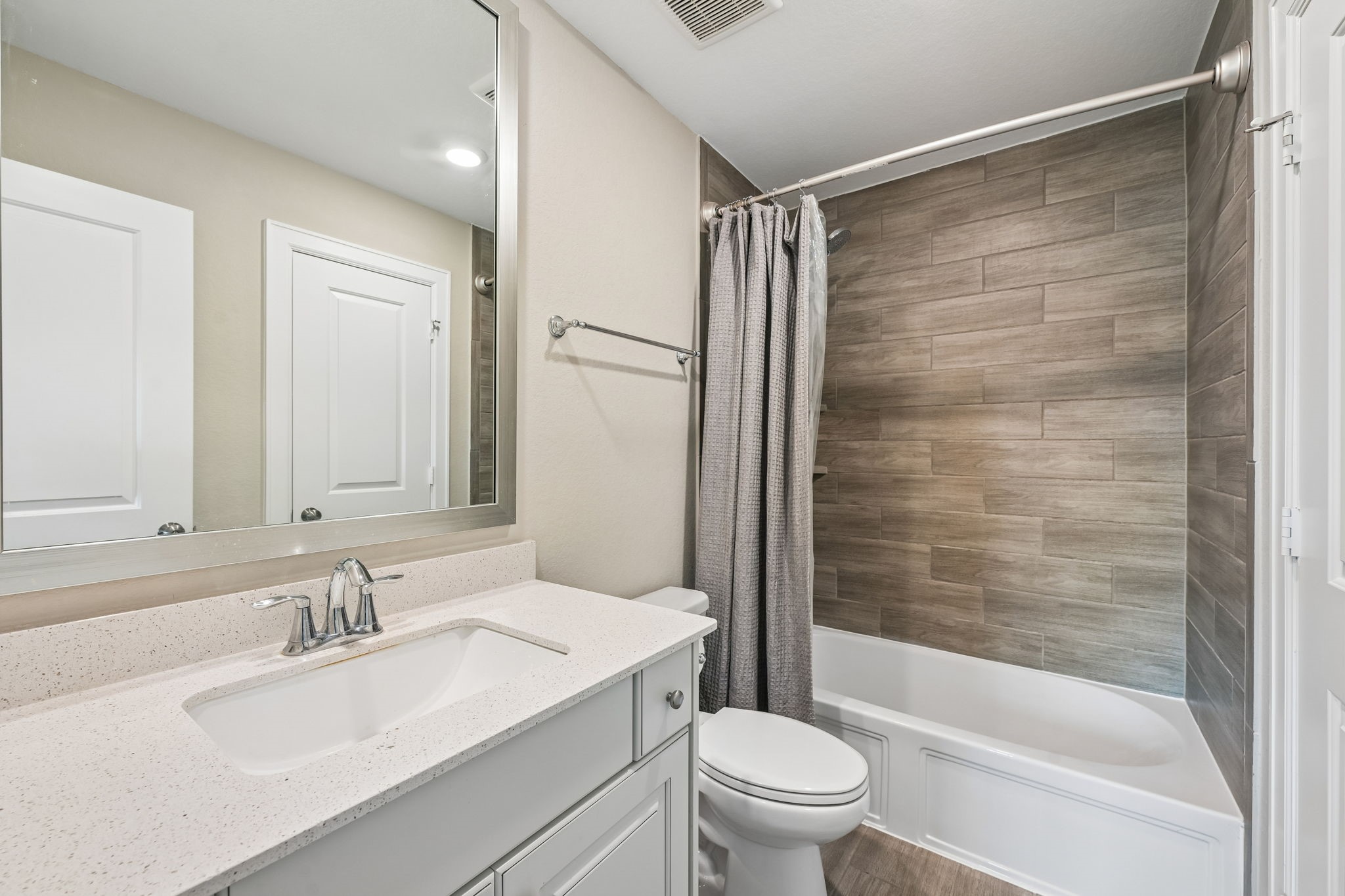 16810 Harbor Falls Drive Property Photo 36