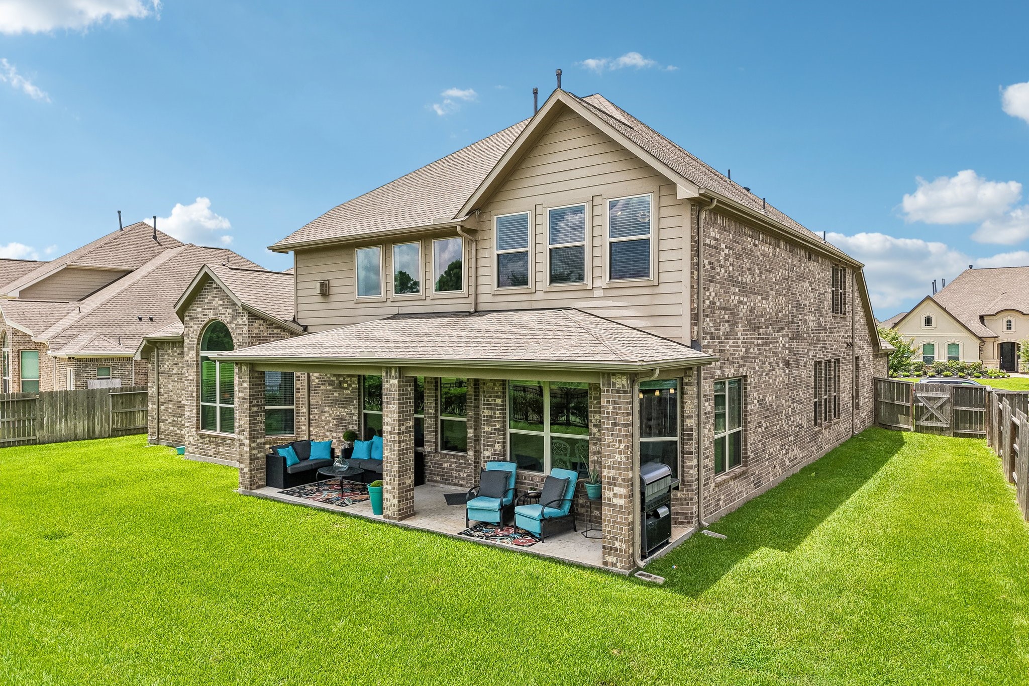 16810 Harbor Falls Drive Property Photo 44