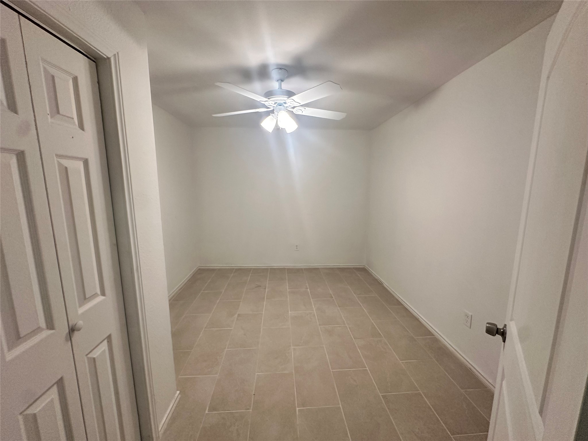 2415 Blackridge Road Property Photo 6