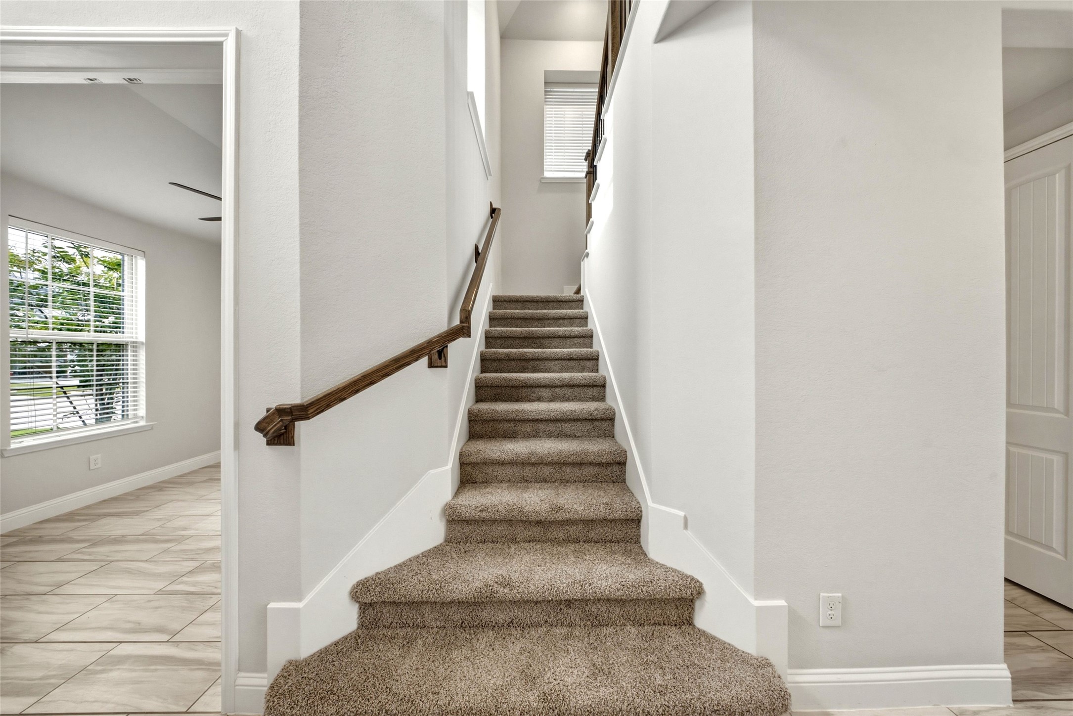 710 Turner Cove Court Property Photo 5