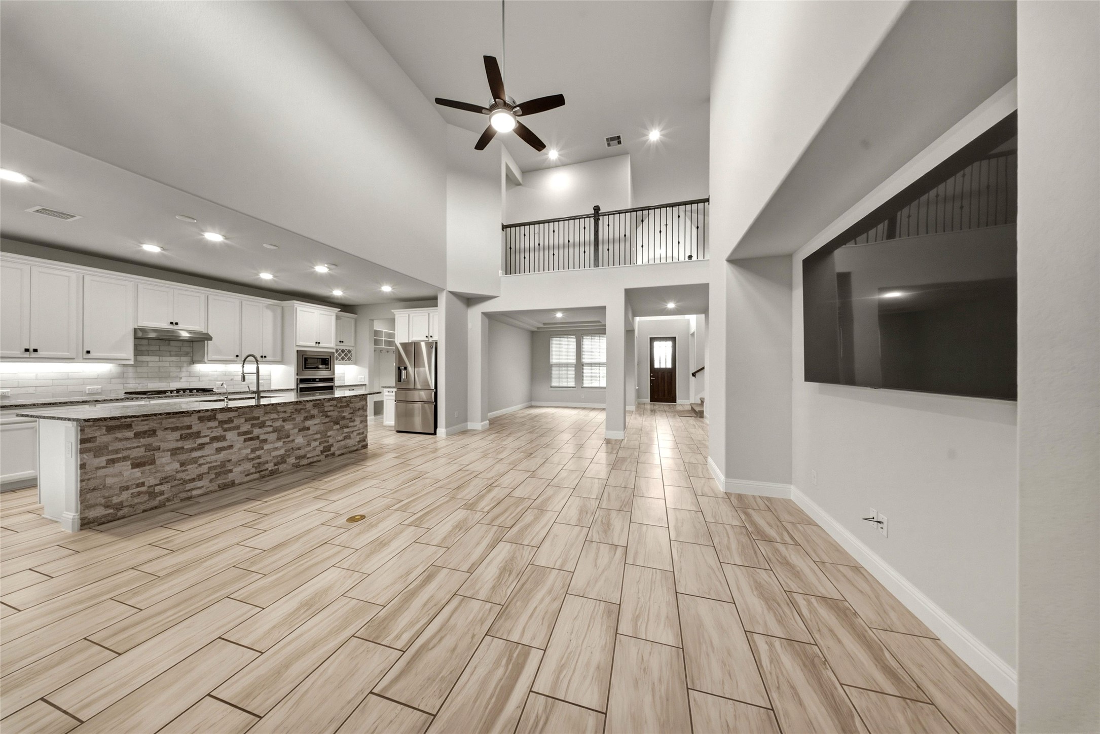 710 Turner Cove Court Property Photo 9
