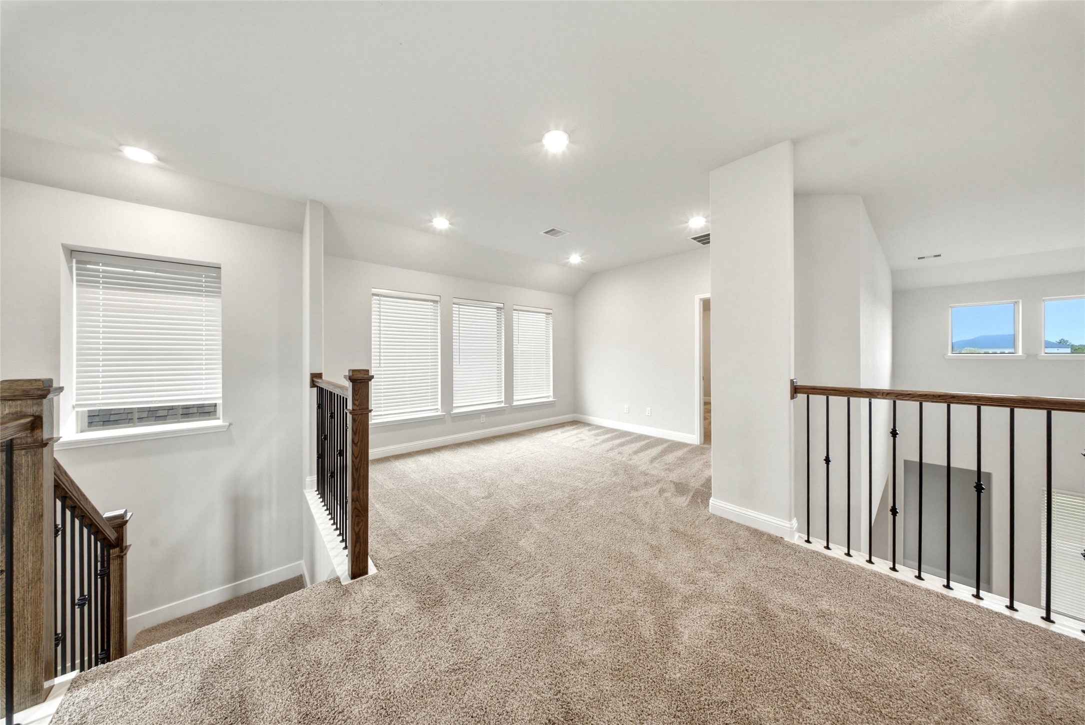 710 Turner Cove Court Property Photo 22