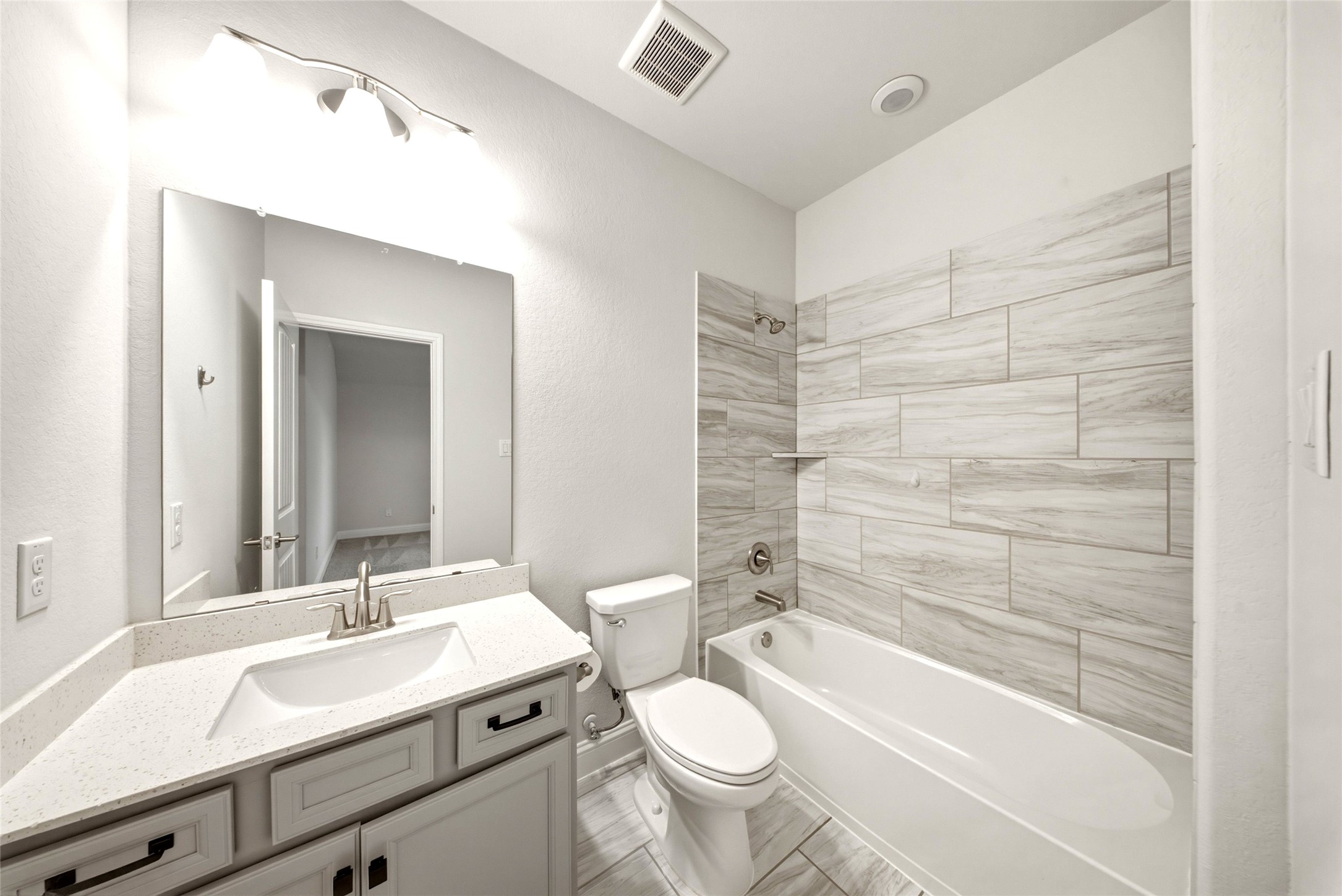 710 Turner Cove Court Property Photo 24